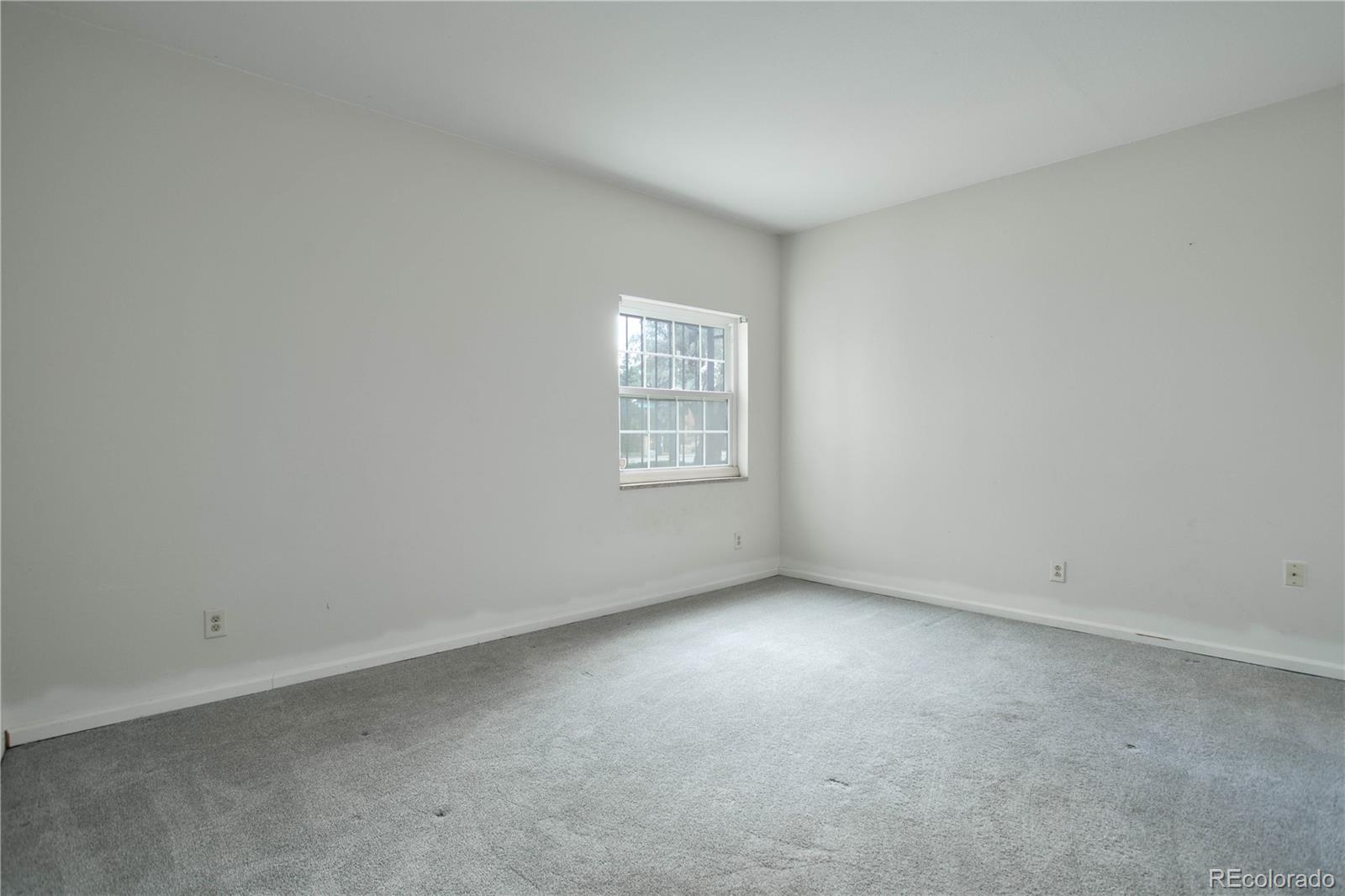 7250 Eastmoor Drive Unit: 128