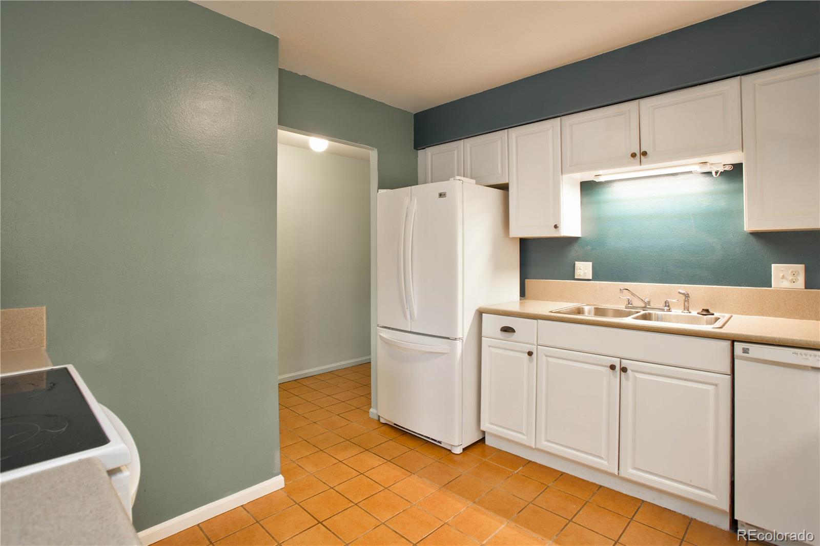 7250 Eastmoor Drive Unit: 128