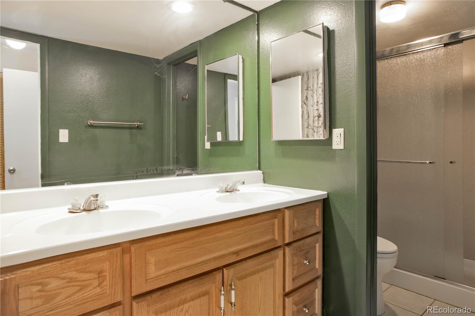 7250 Eastmoor Drive Unit: 128