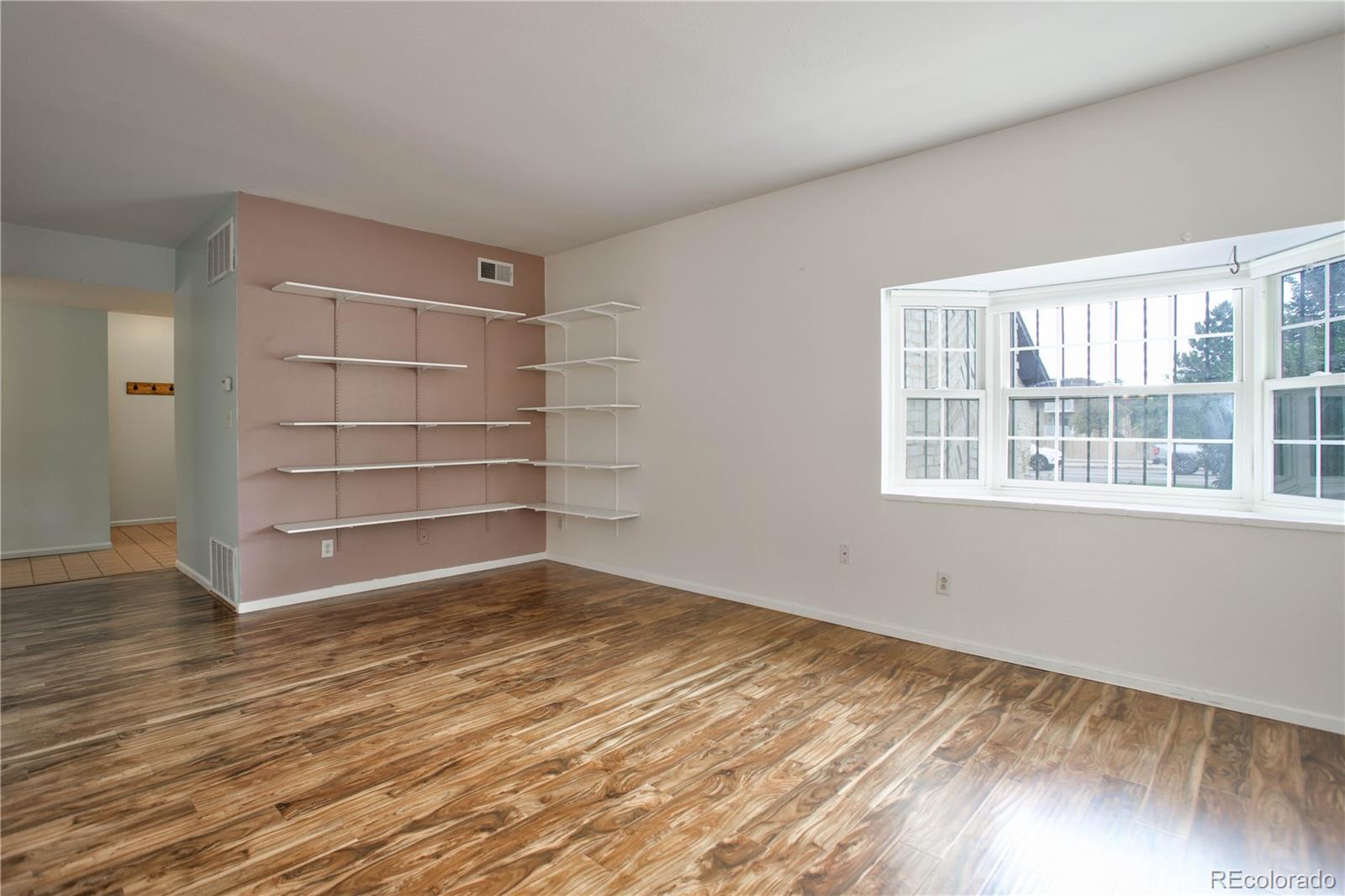 7250 Eastmoor Drive Unit: 128