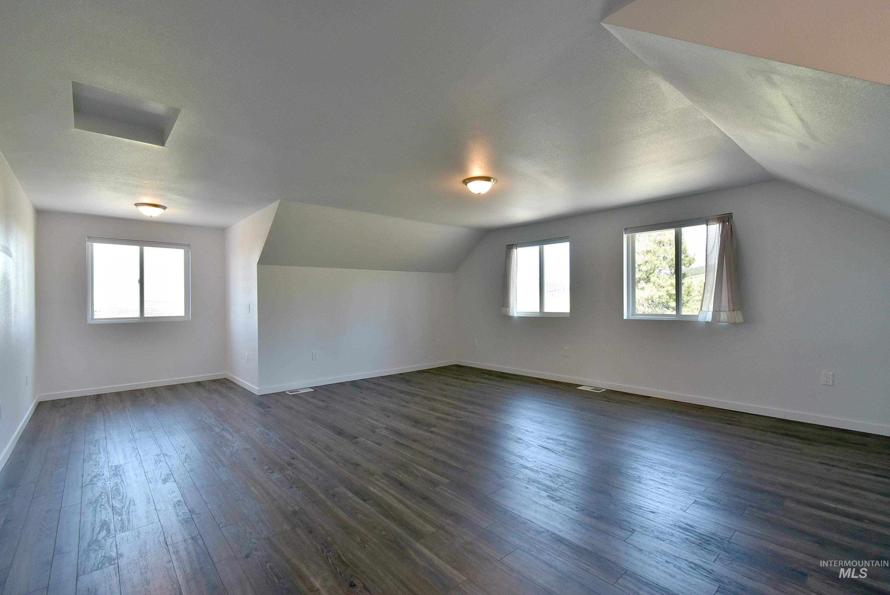 1012 Prairie Ln.