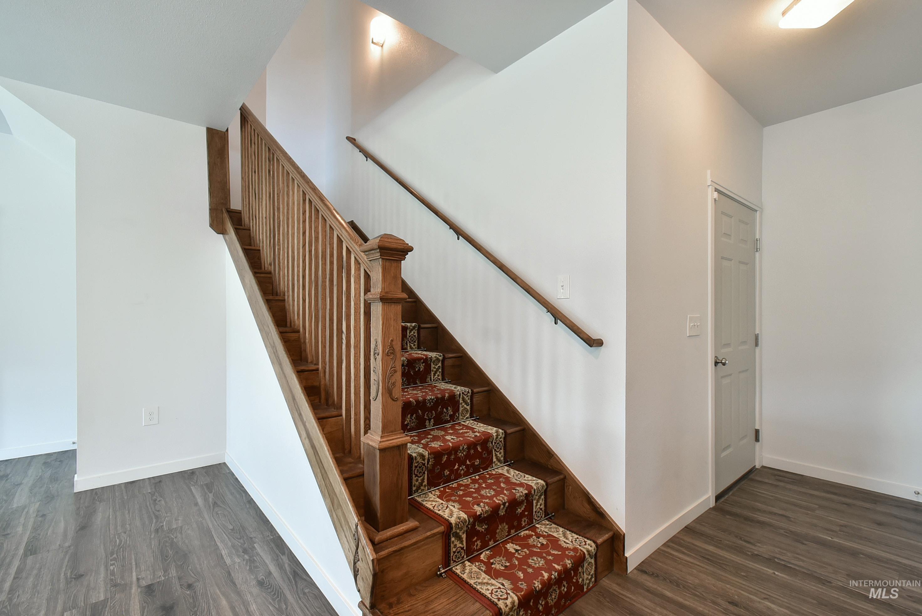 1012 Prairie Ln.