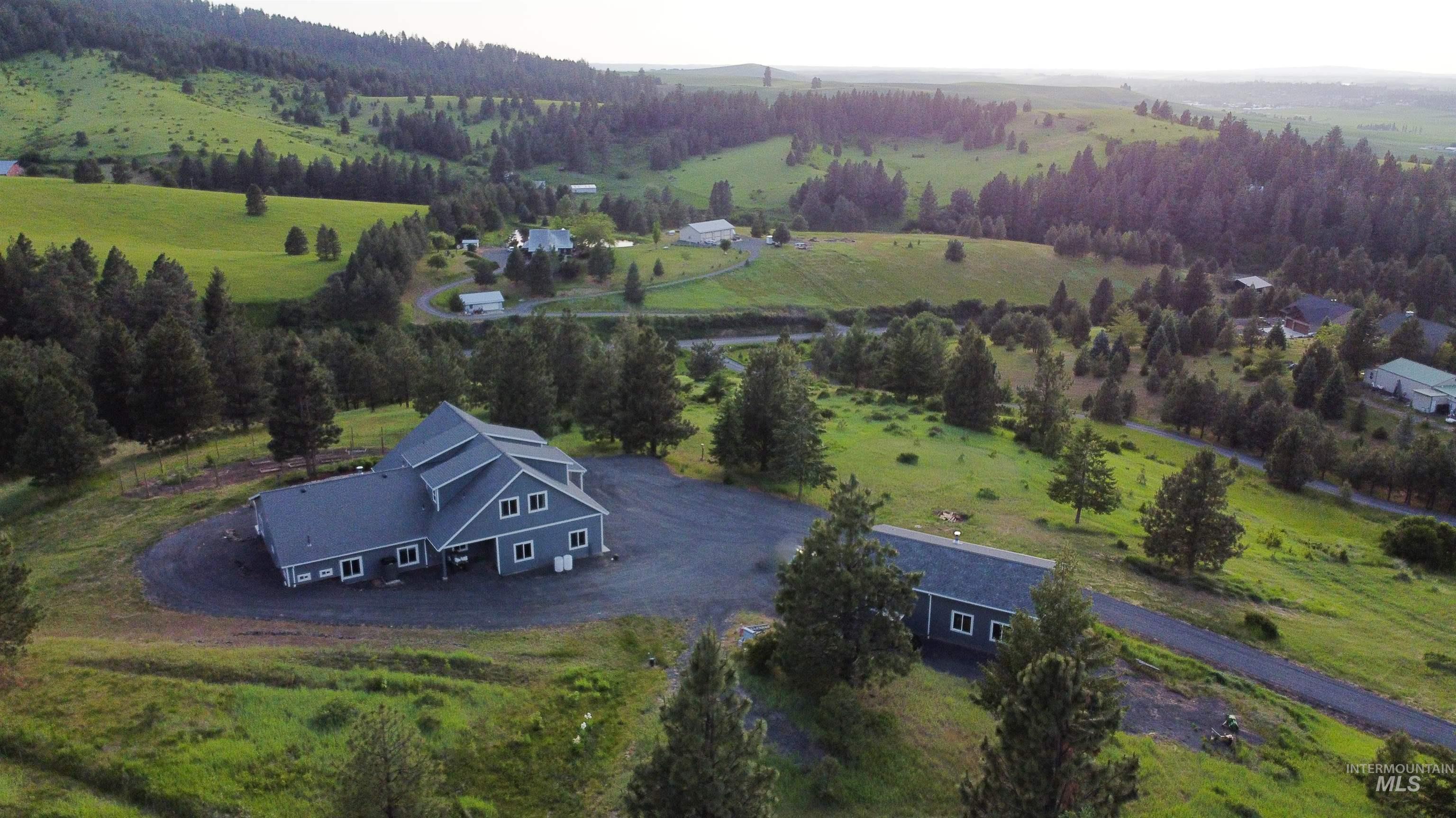 1012 Prairie Ln.
