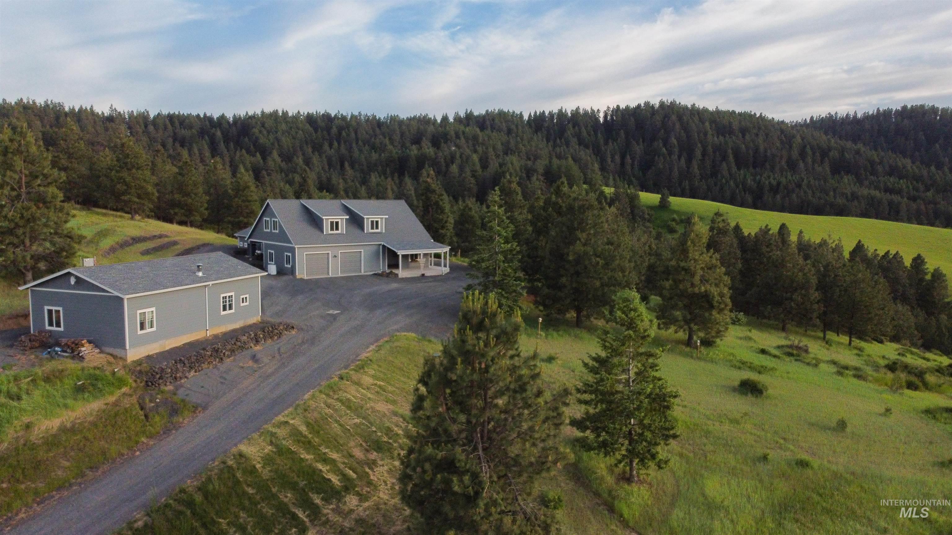 1012 Prairie Ln.