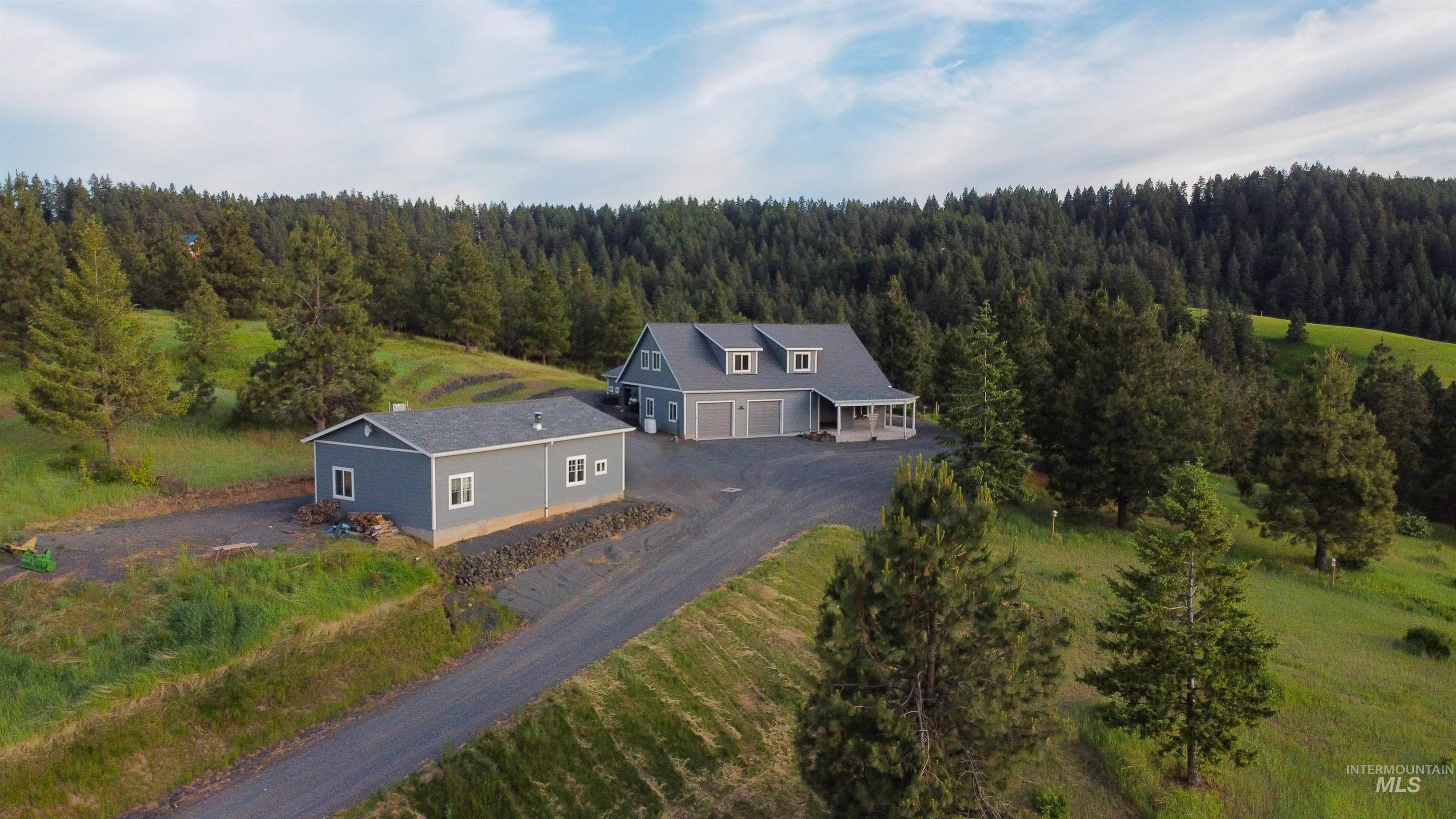 1012 Prairie Ln.