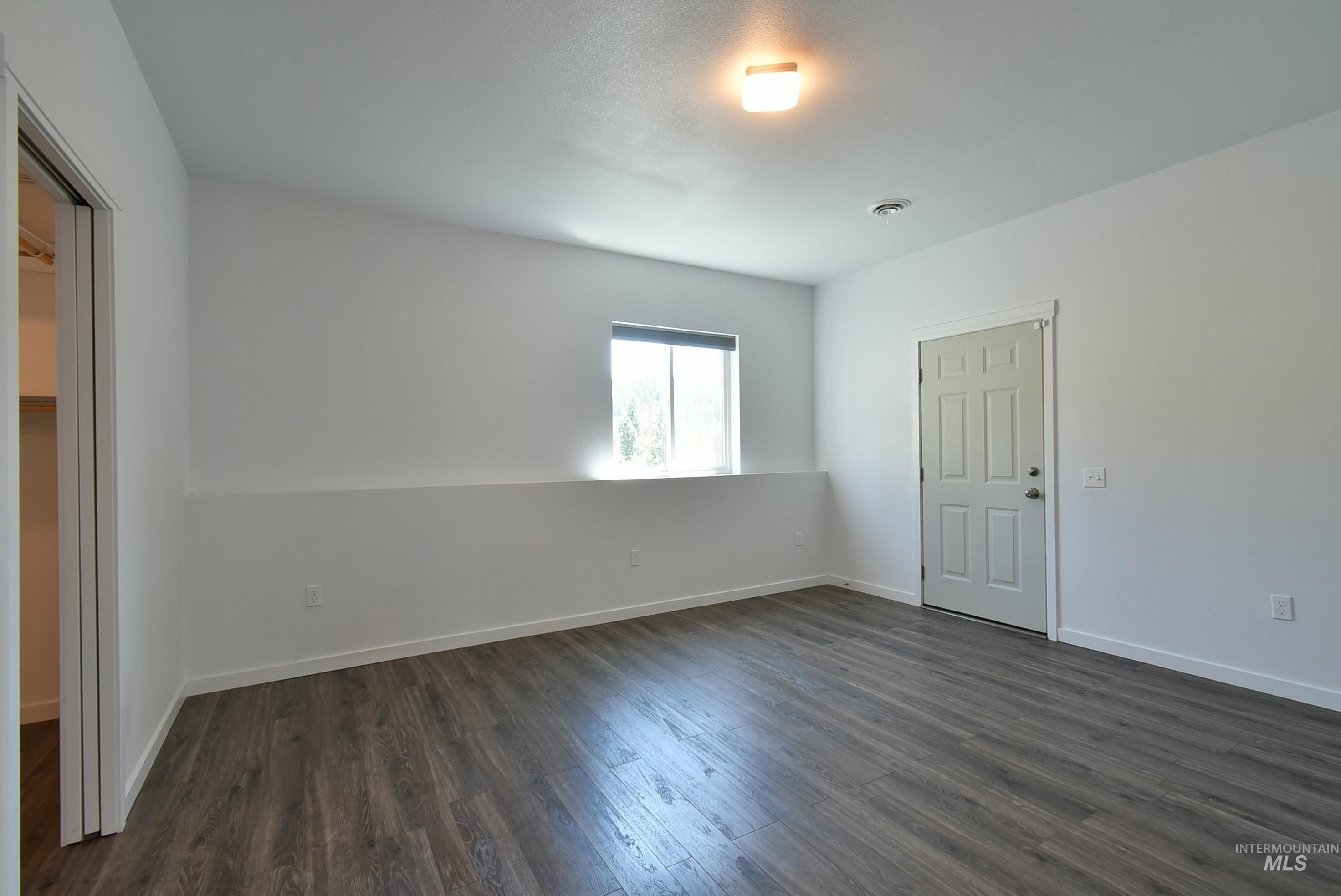1012 Prairie Ln.