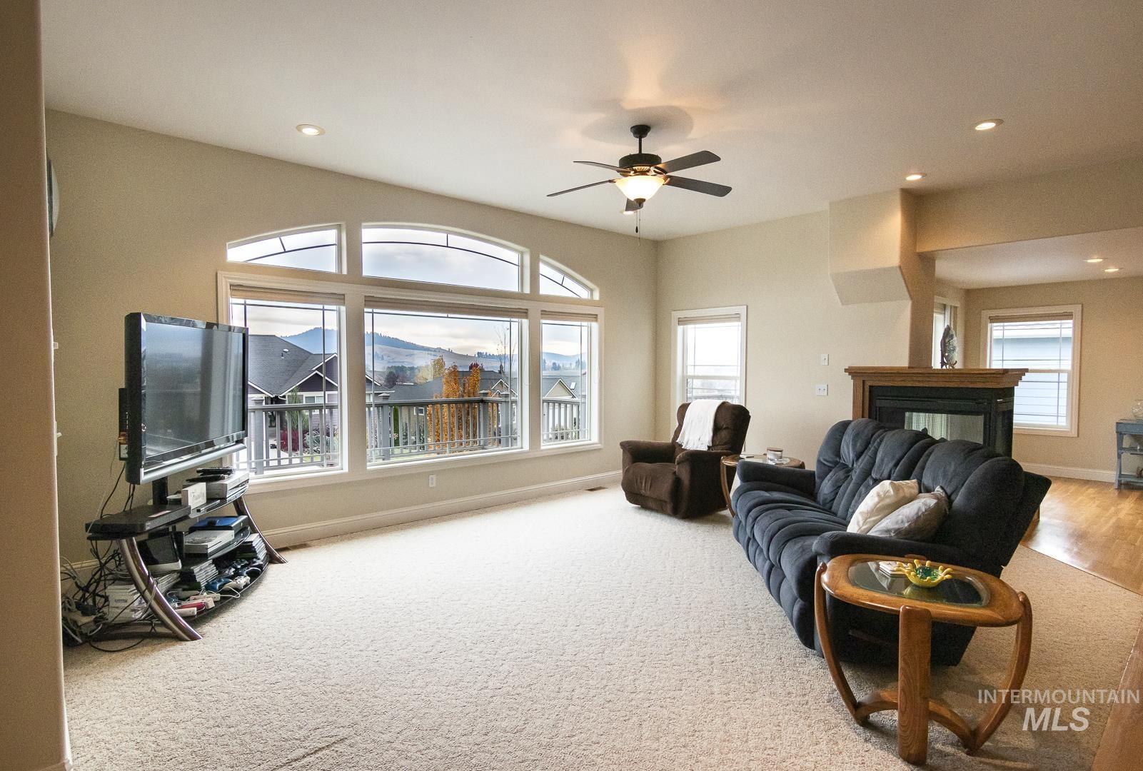 509 Panorama Drive