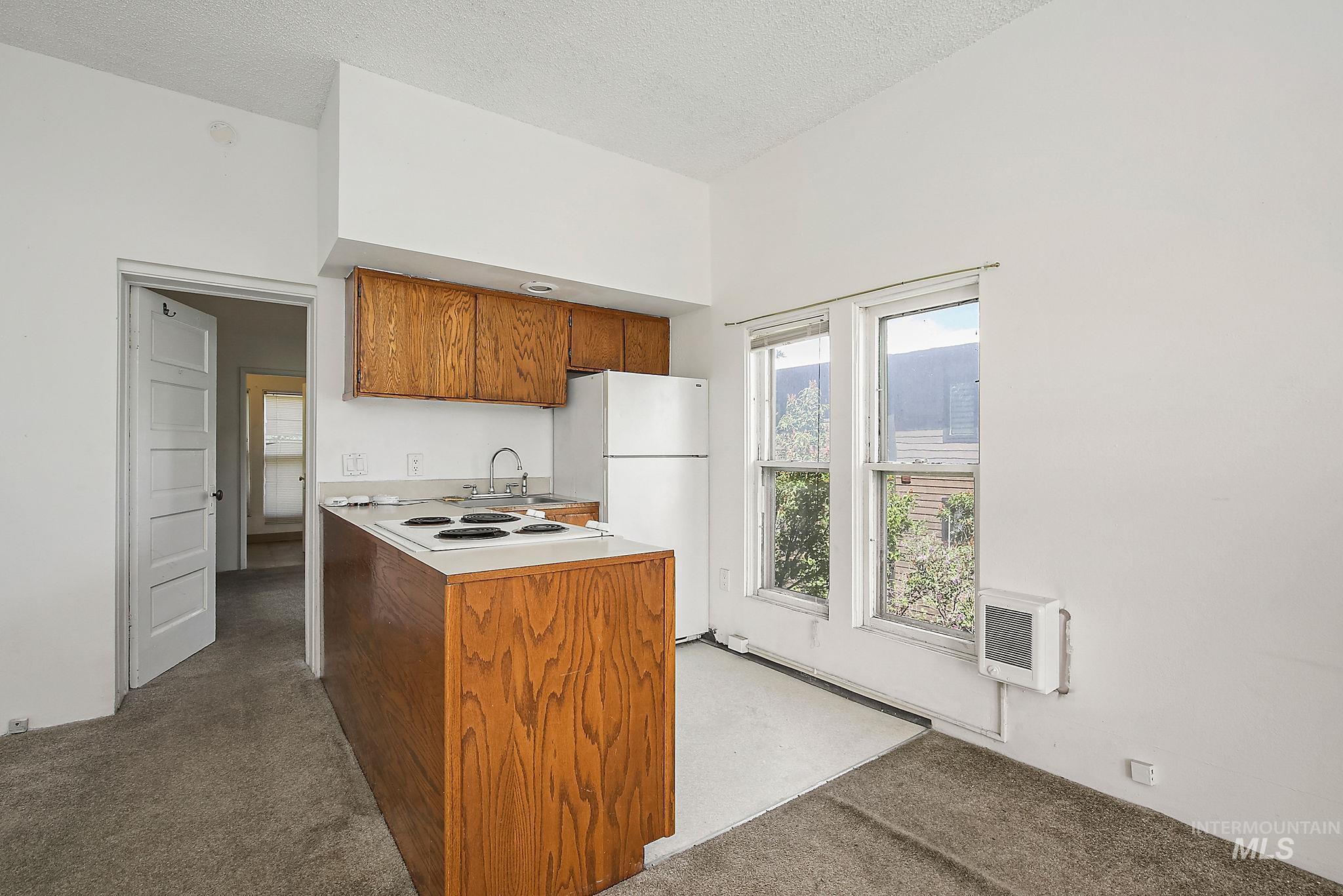 101 S Almon St.