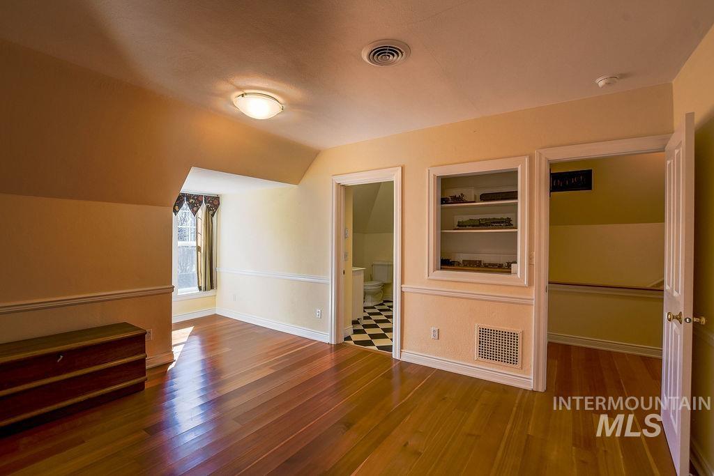 103 S Polk St.