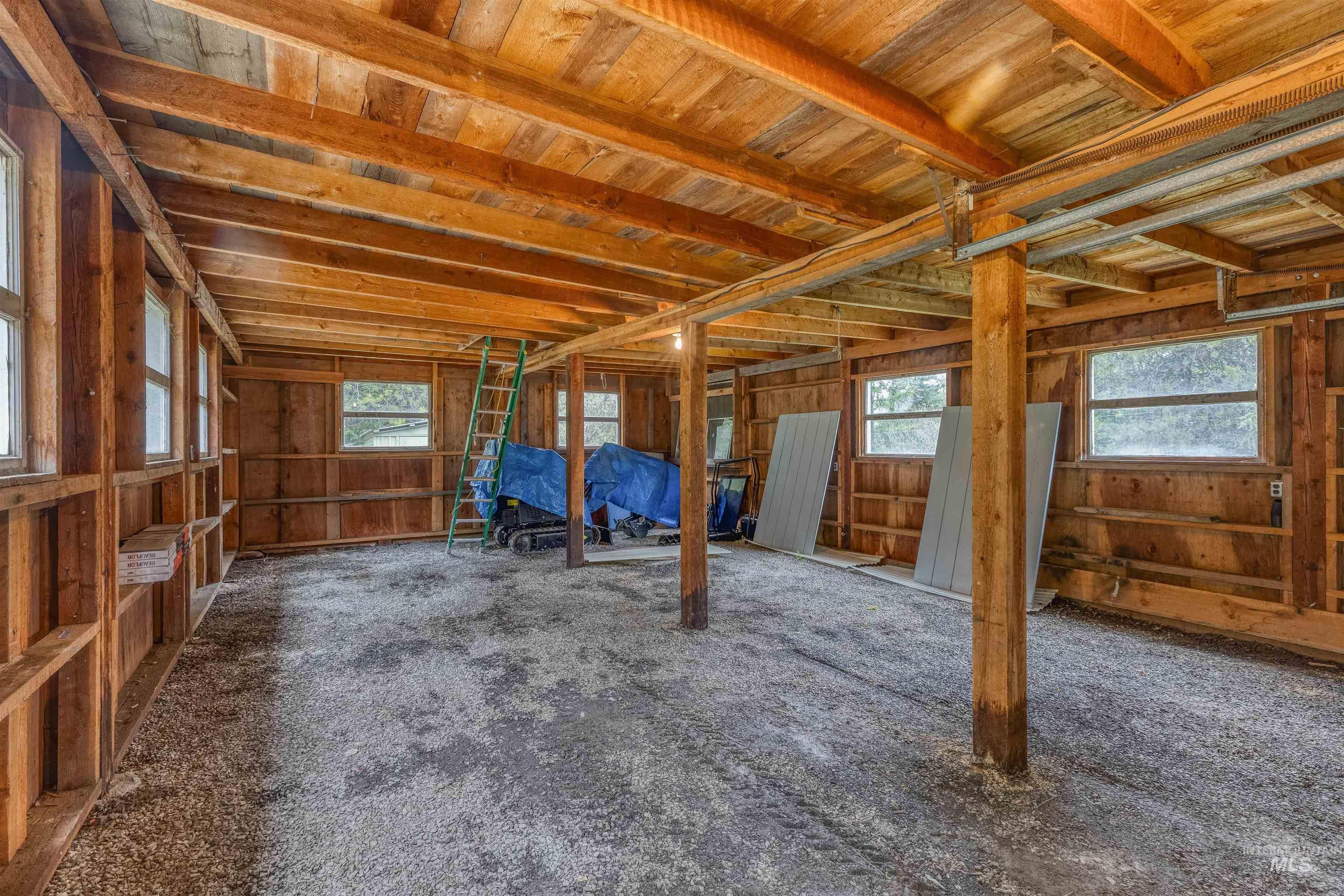 1285 Marshall Rd