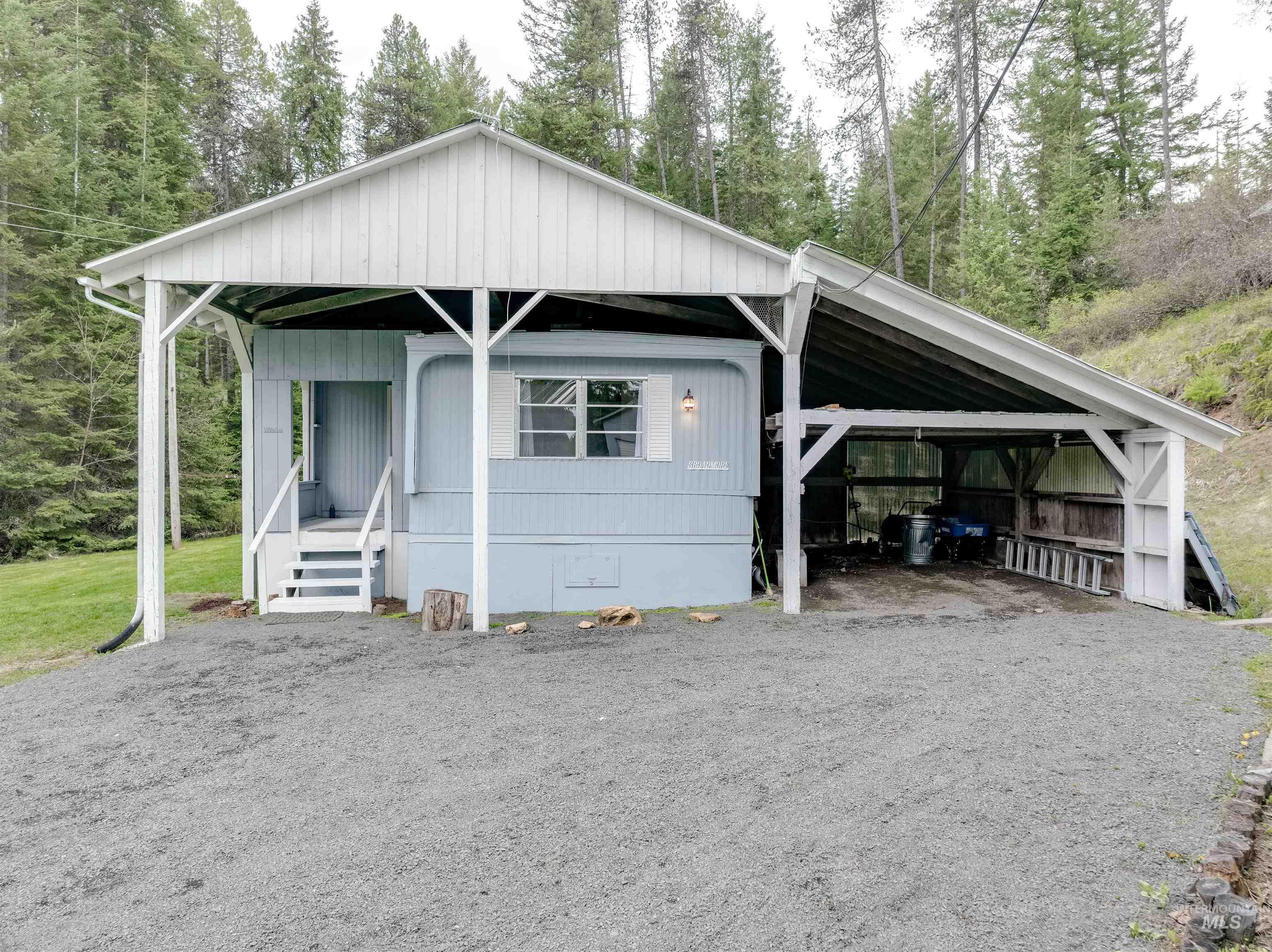 1285 Marshall Rd