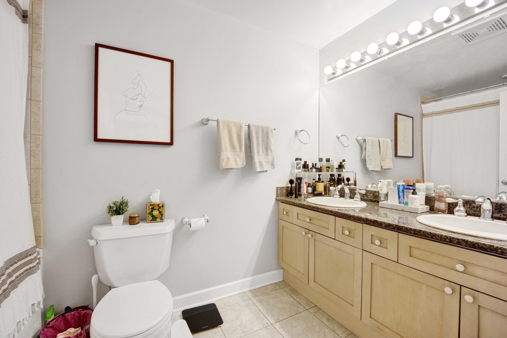 1301 W MADISON Street Unit: 618