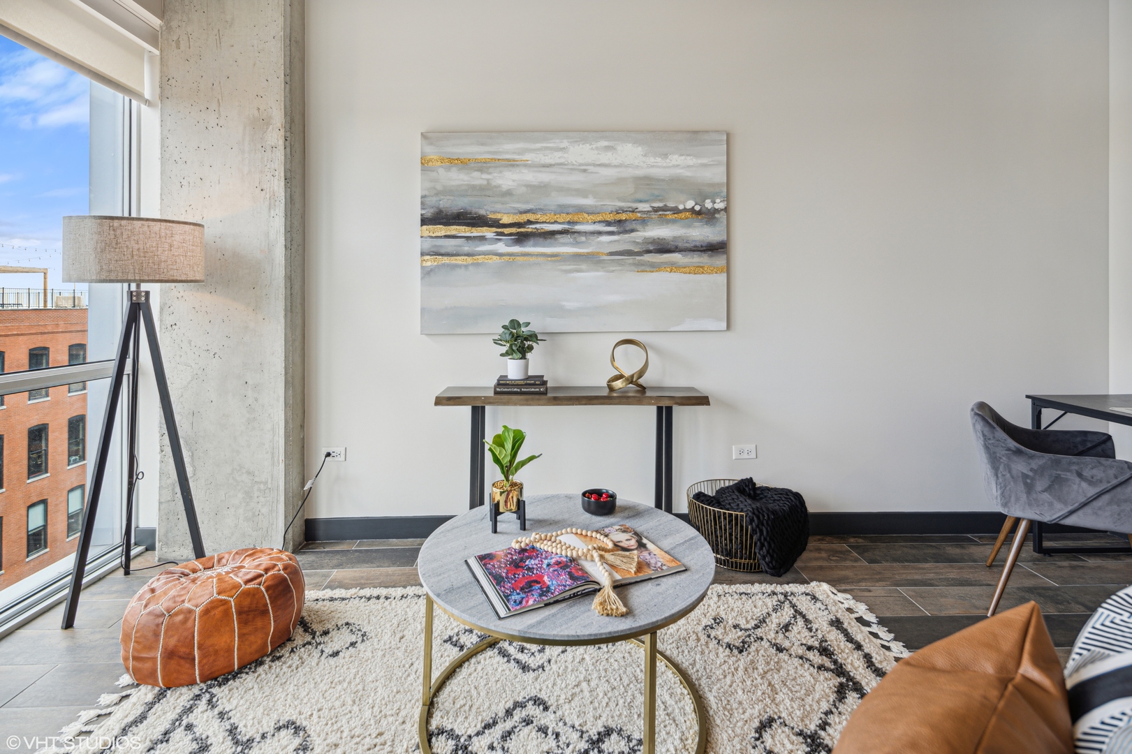 171 N Aberdeen Street Unit: 1014