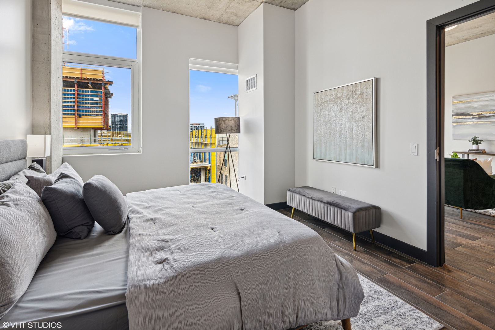 171 N Aberdeen Street Unit: 1014