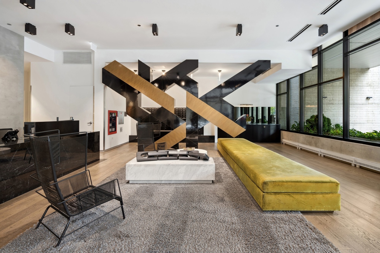 111 S Peoria Street Unit: 209