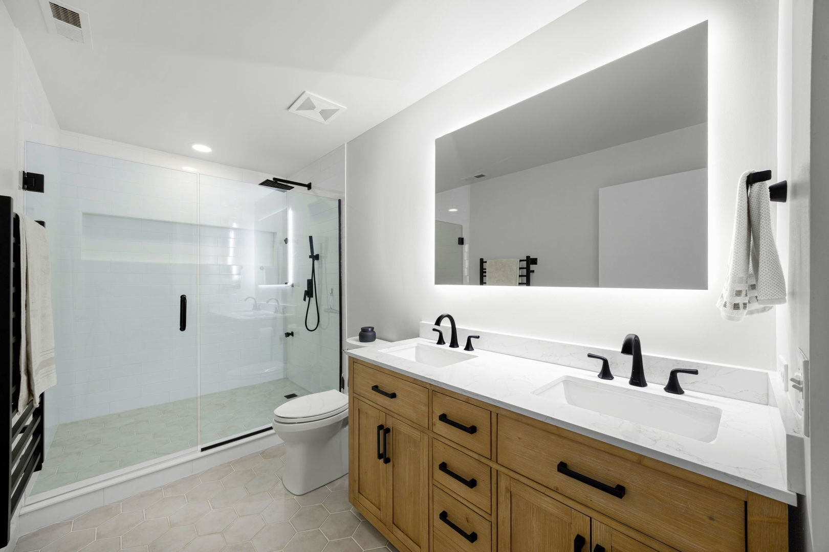 324 N JEFFERSON Street Unit: 103