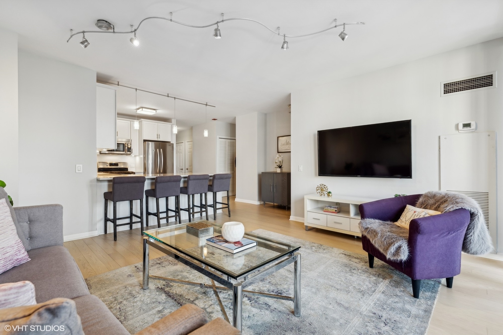 630 N STATE Street Unit: 1309