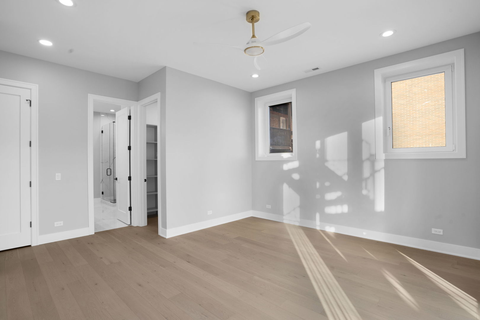 1627 W Warren Boulevard Unit: 2