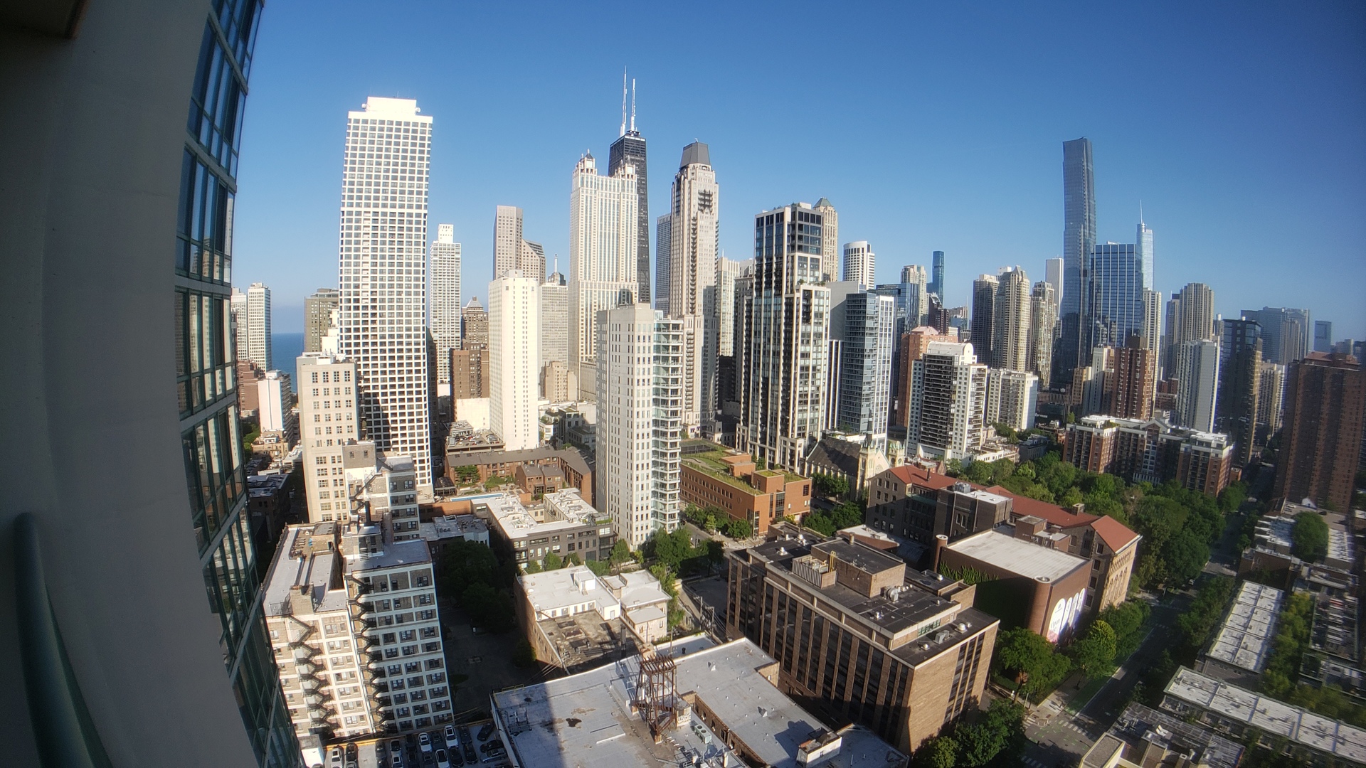 111 W Maple Street Unit: 2504