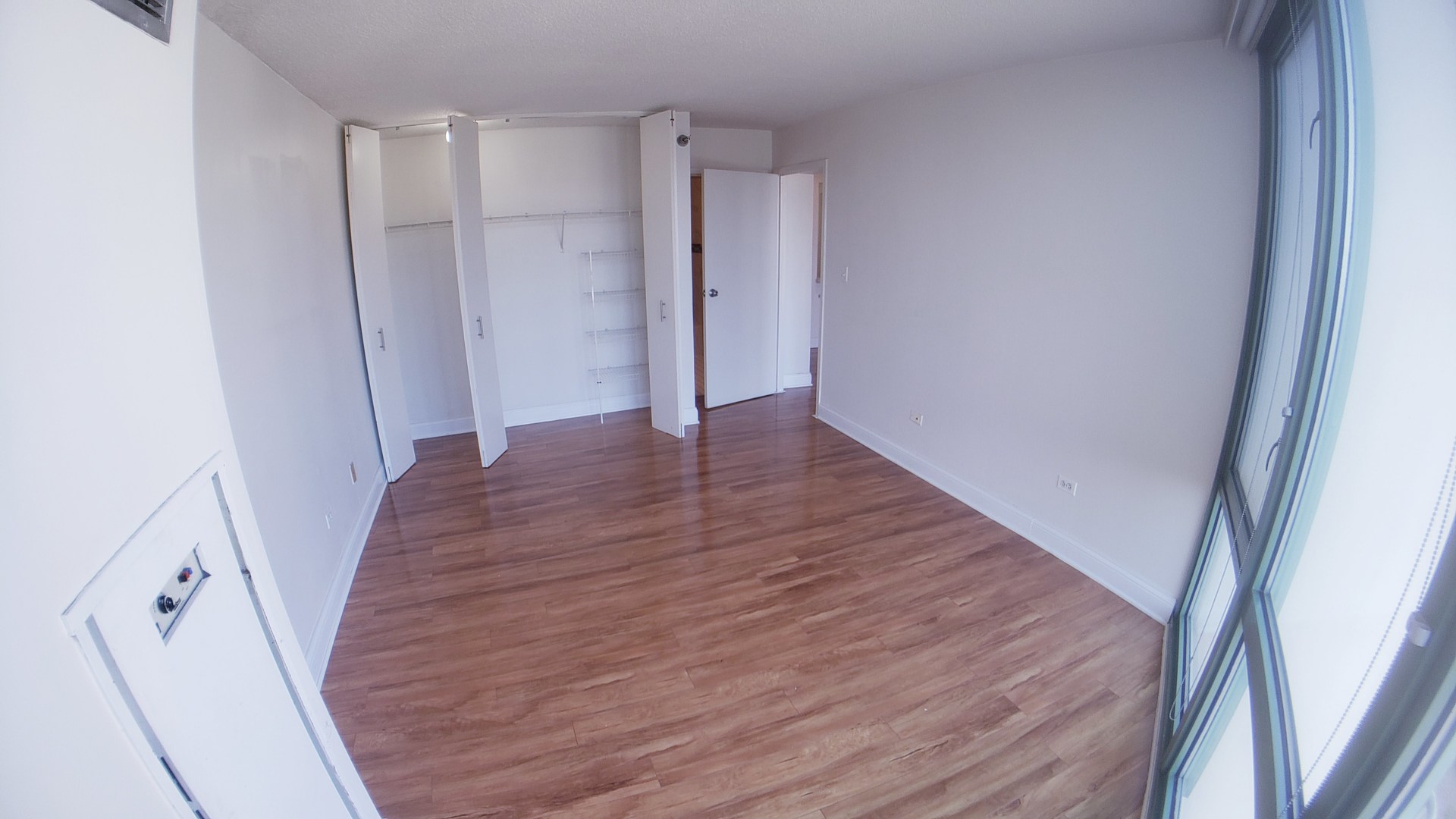 111 W Maple Street Unit: 2504