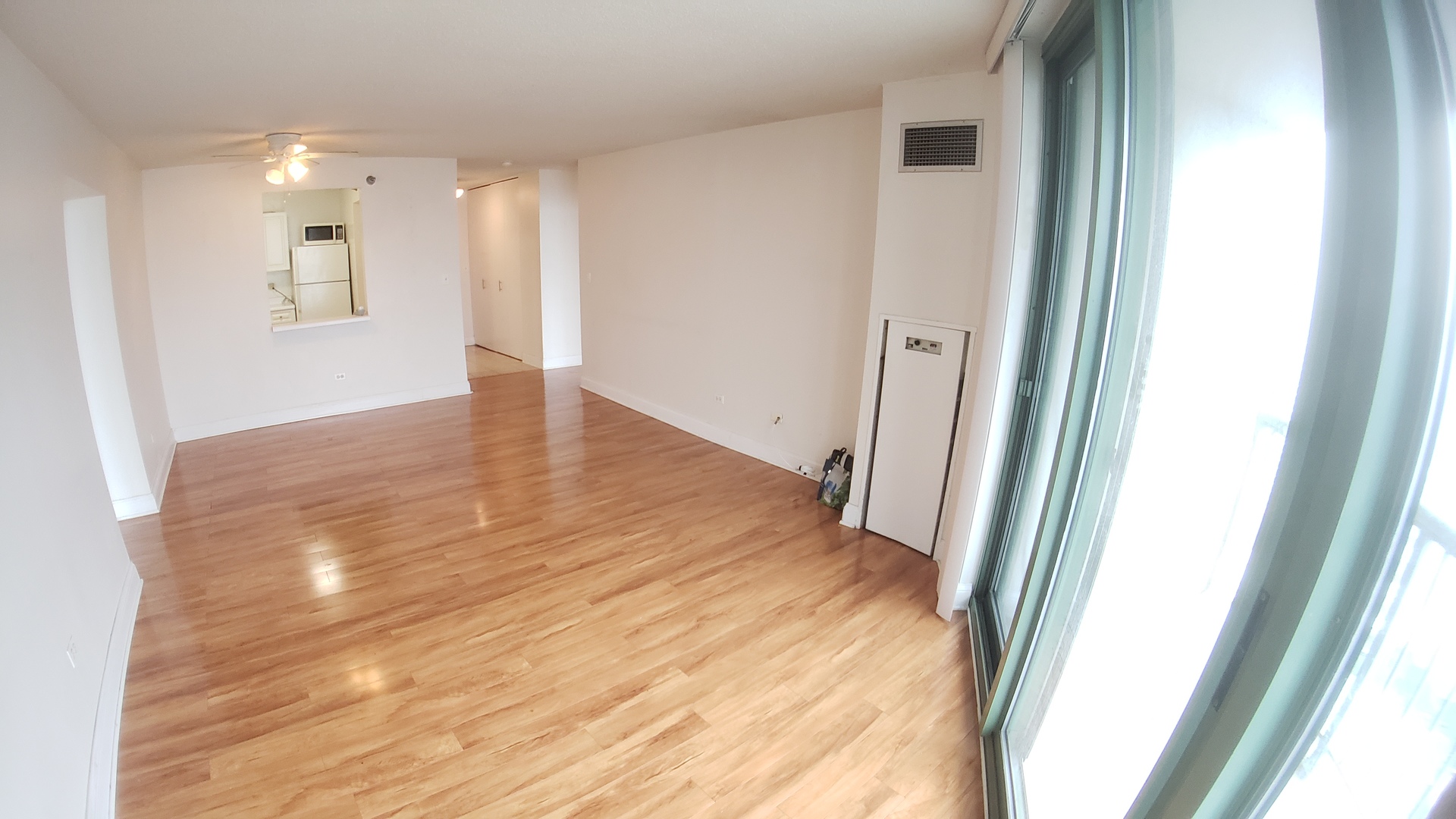 111 W Maple Street Unit: 2504