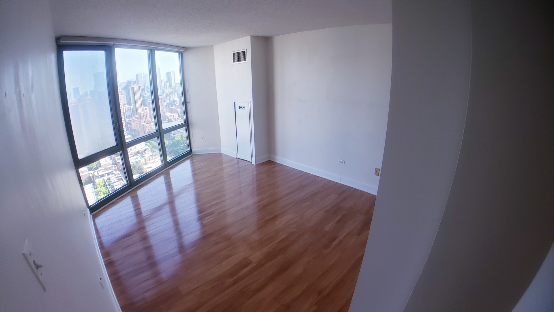 111 W Maple Street Unit: 2504