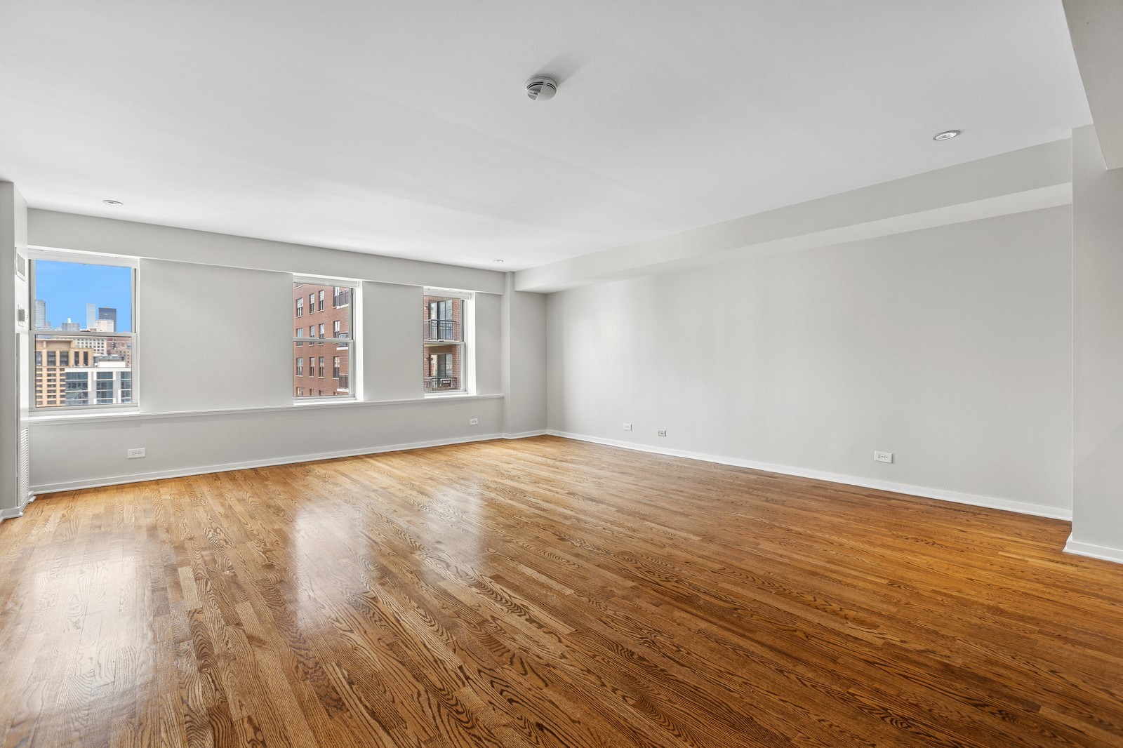 40 E 9th Street Unit: 1609