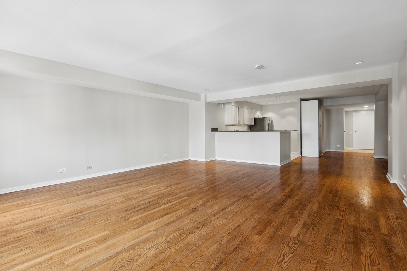 40 E 9th Street Unit: 1609