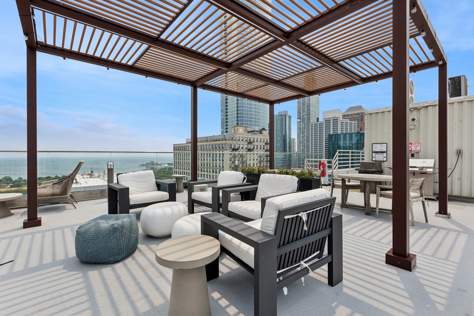 40 E 9th Street Unit: 1609