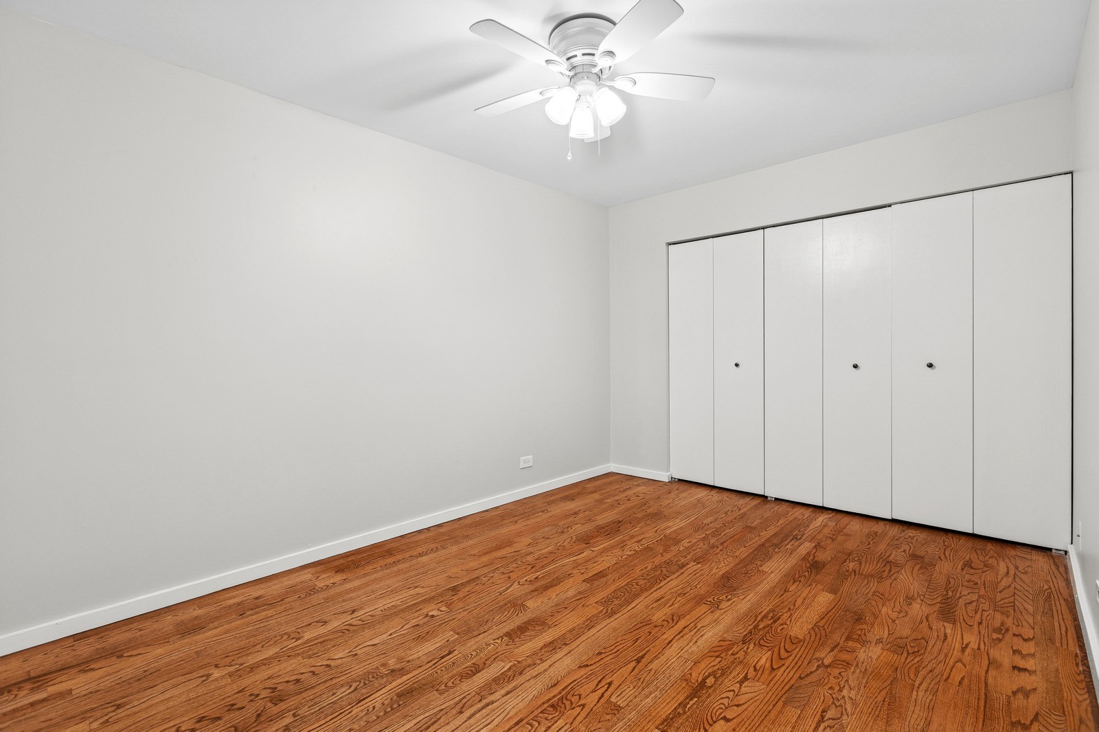 40 E 9th Street Unit: 1609