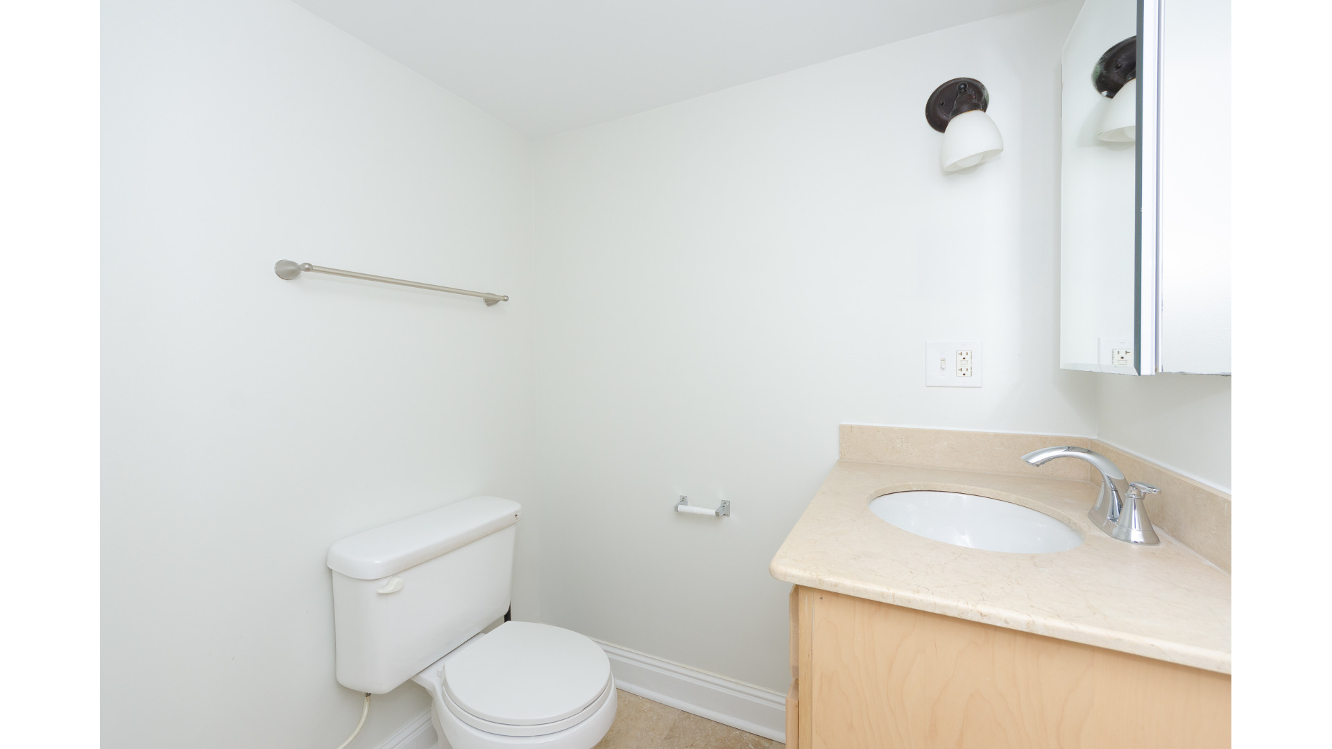 944 W Montana Street Unit: GARDEN