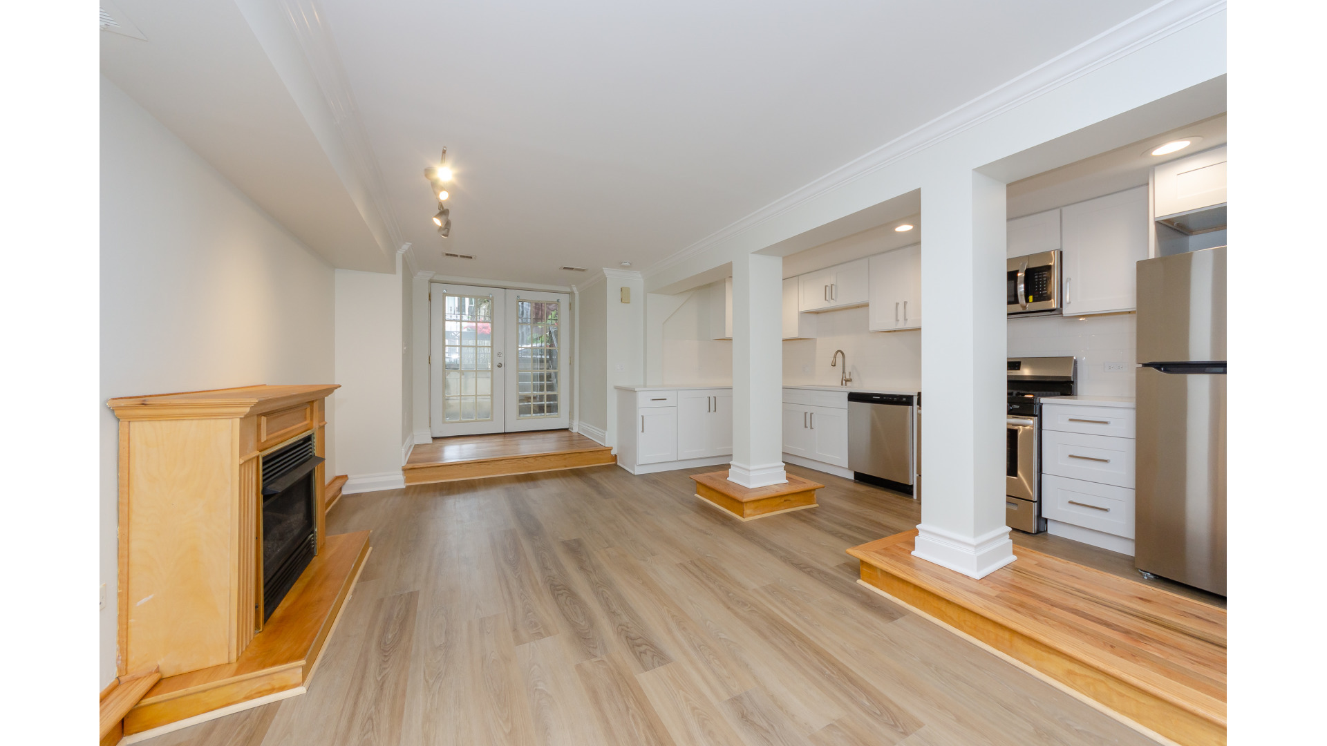 944 W Montana Street Unit: GARDEN