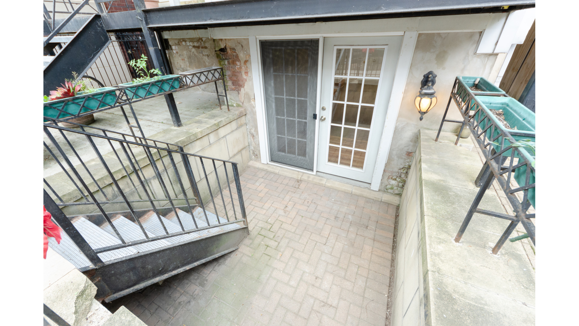 944 W Montana Street Unit: GARDEN