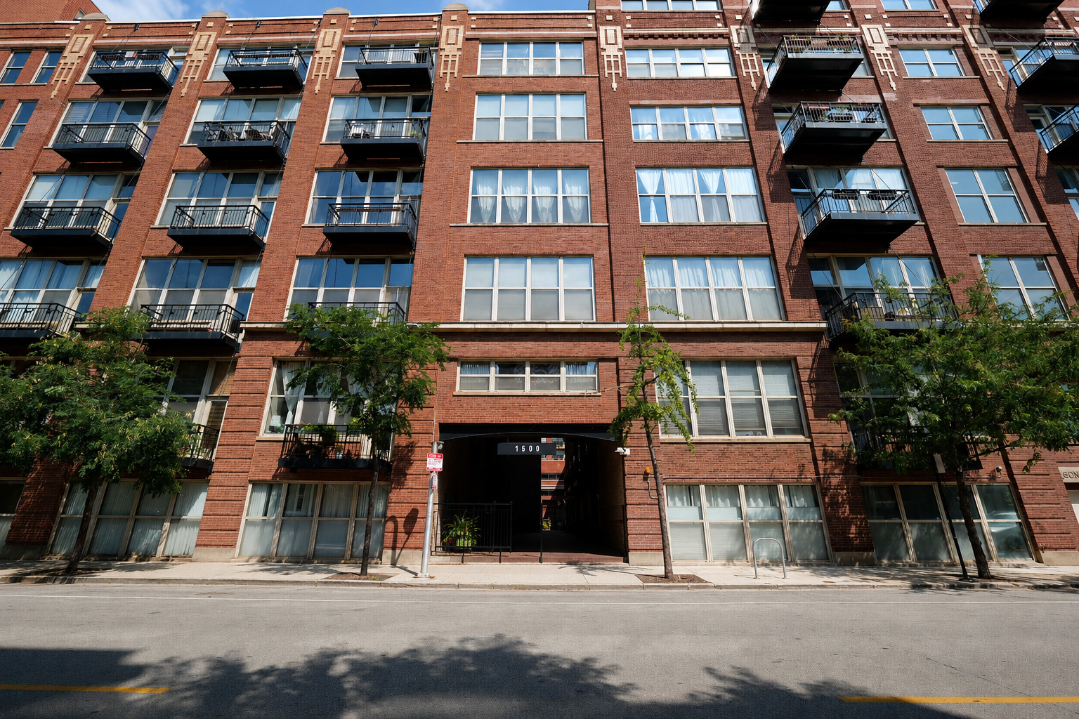 1500 W Monroe Street Unit: 504