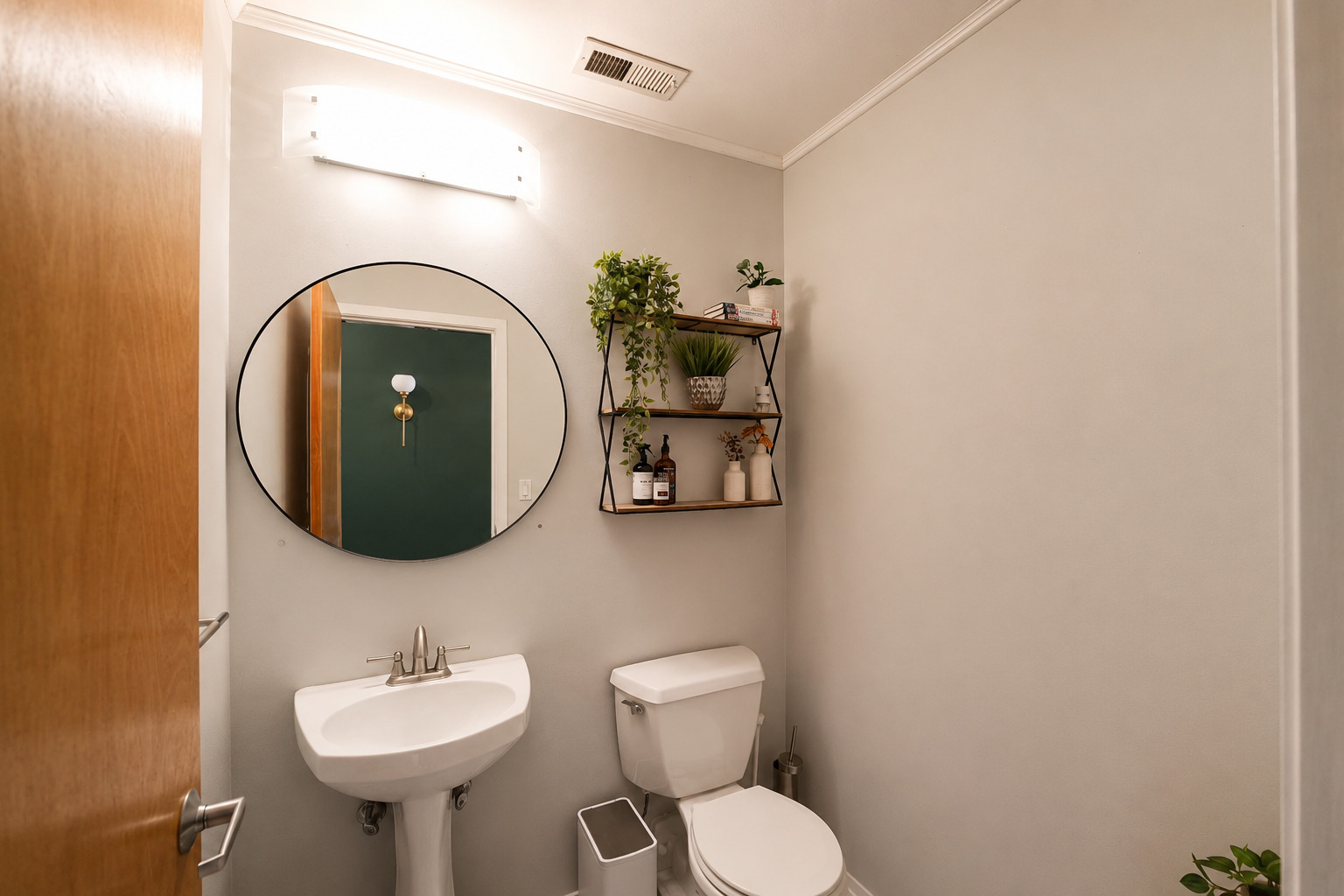 1500 W Monroe Street Unit: 504