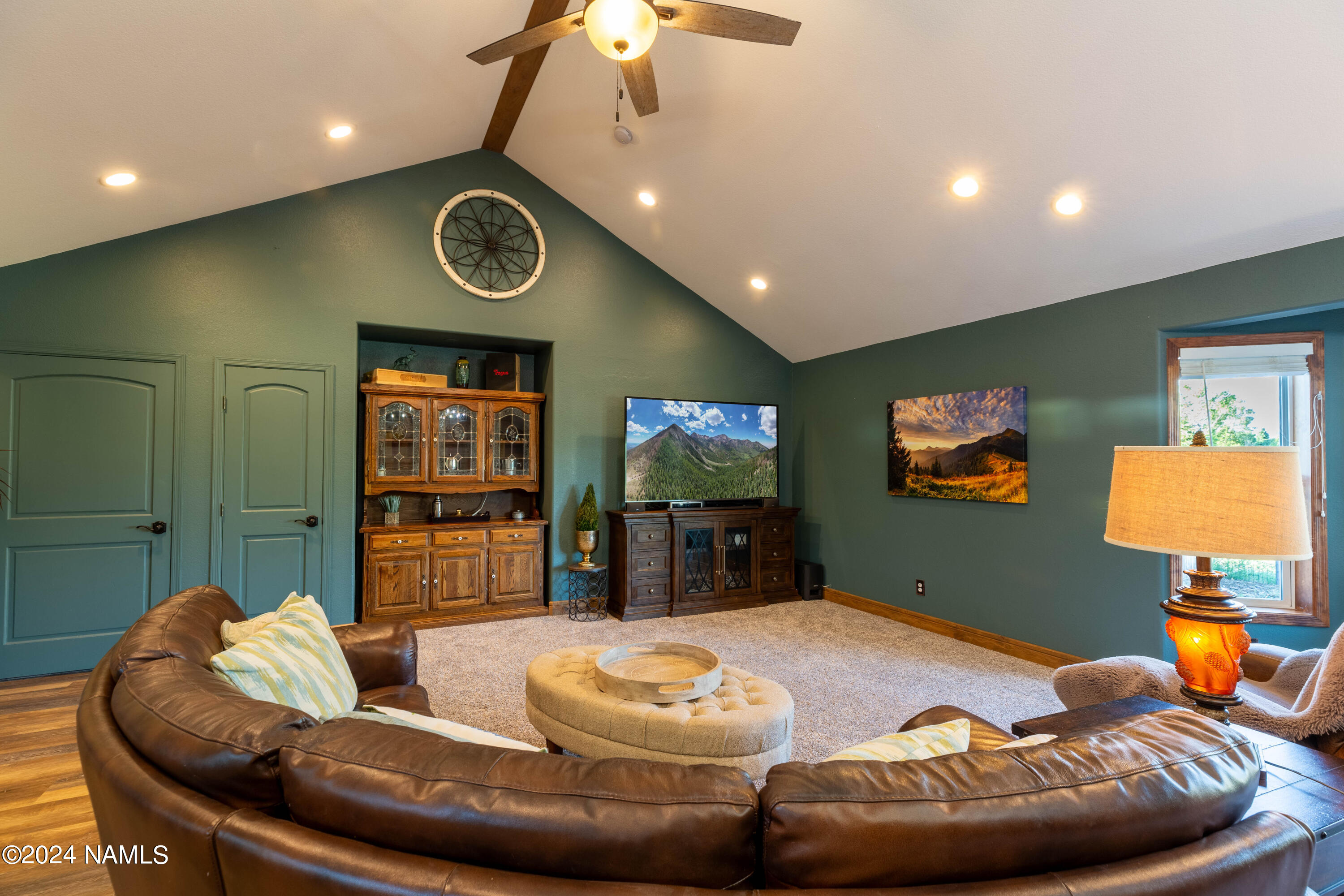9690 Legacy Lane