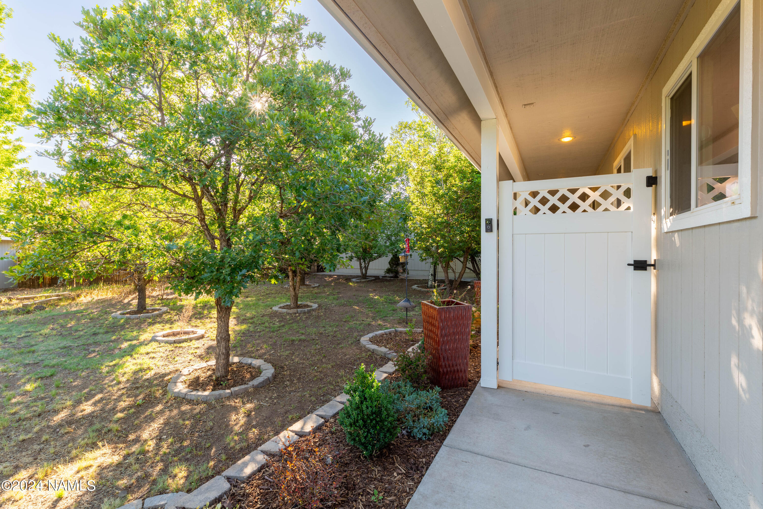 9690 Legacy Lane
