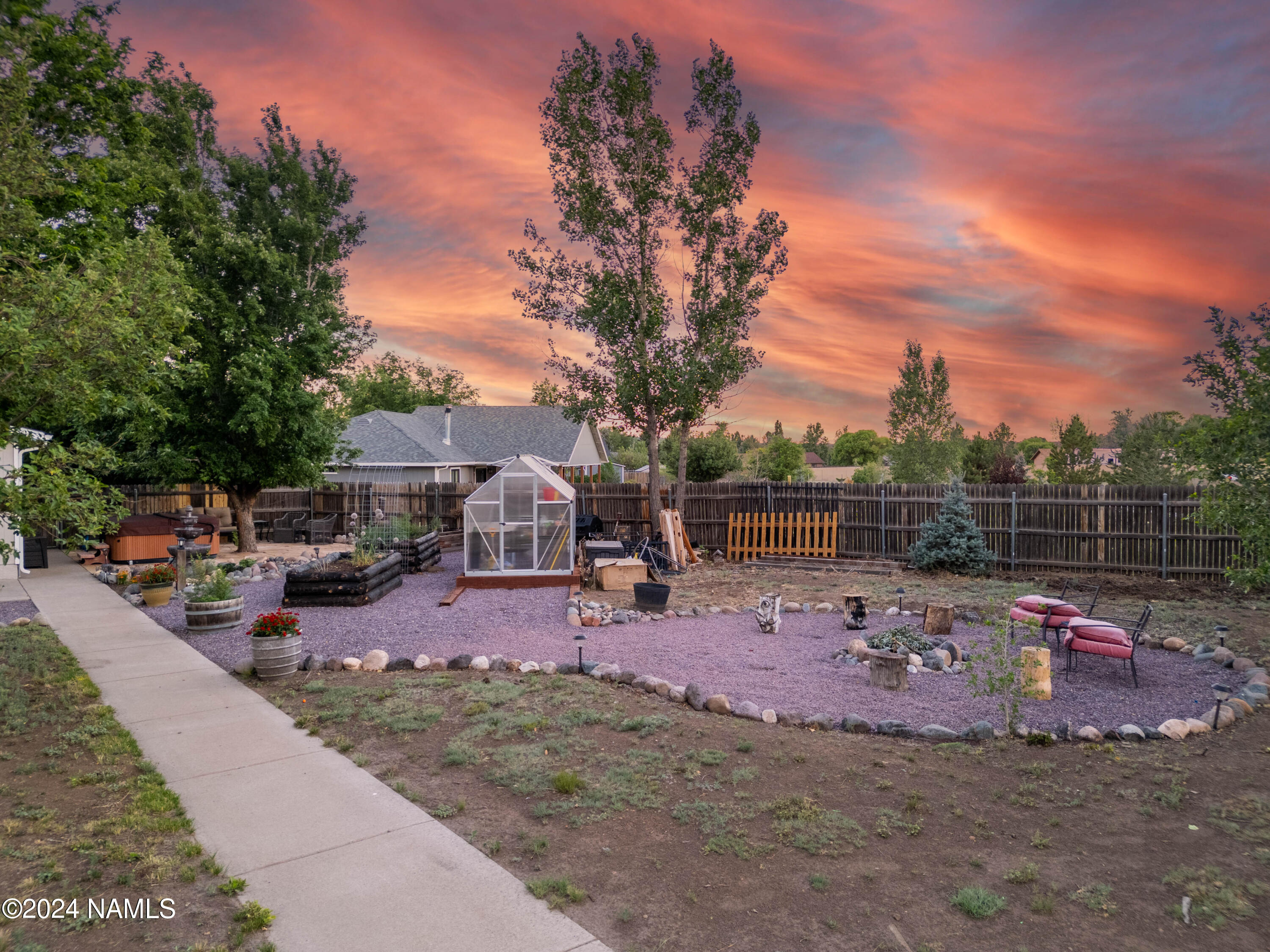 9690 Legacy Lane