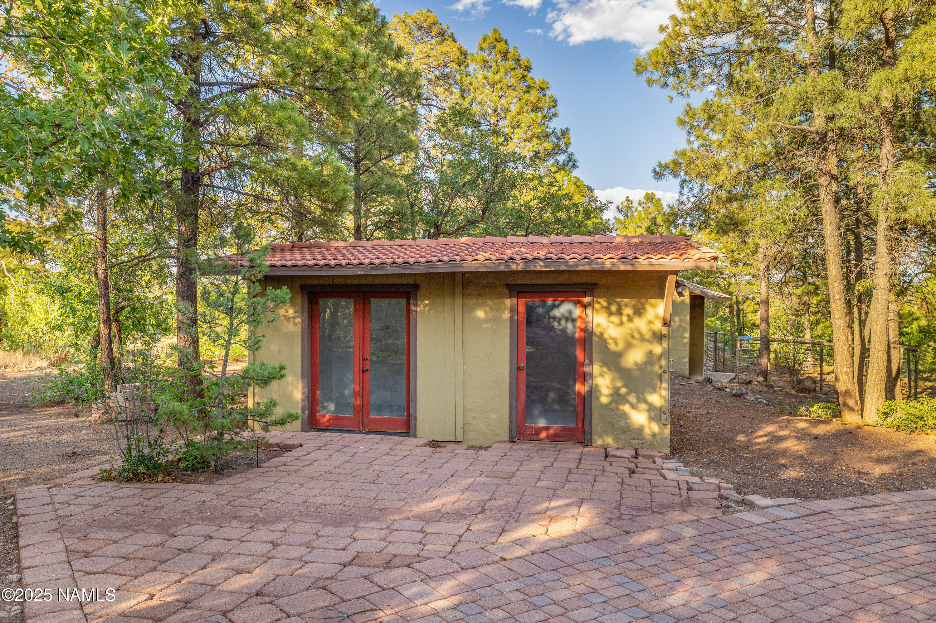 5300 E Lindsey Road