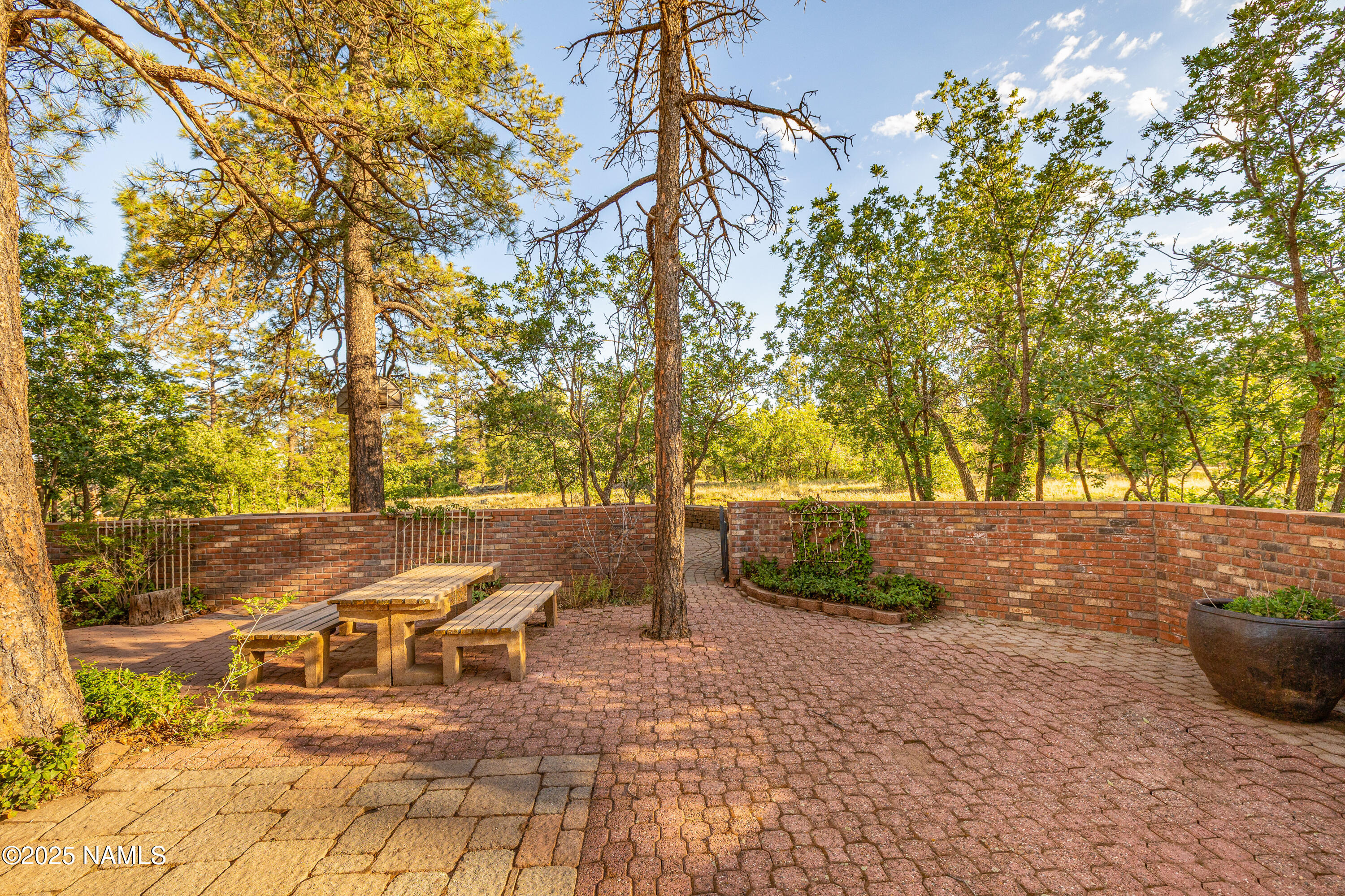 5300 E Lindsey Road