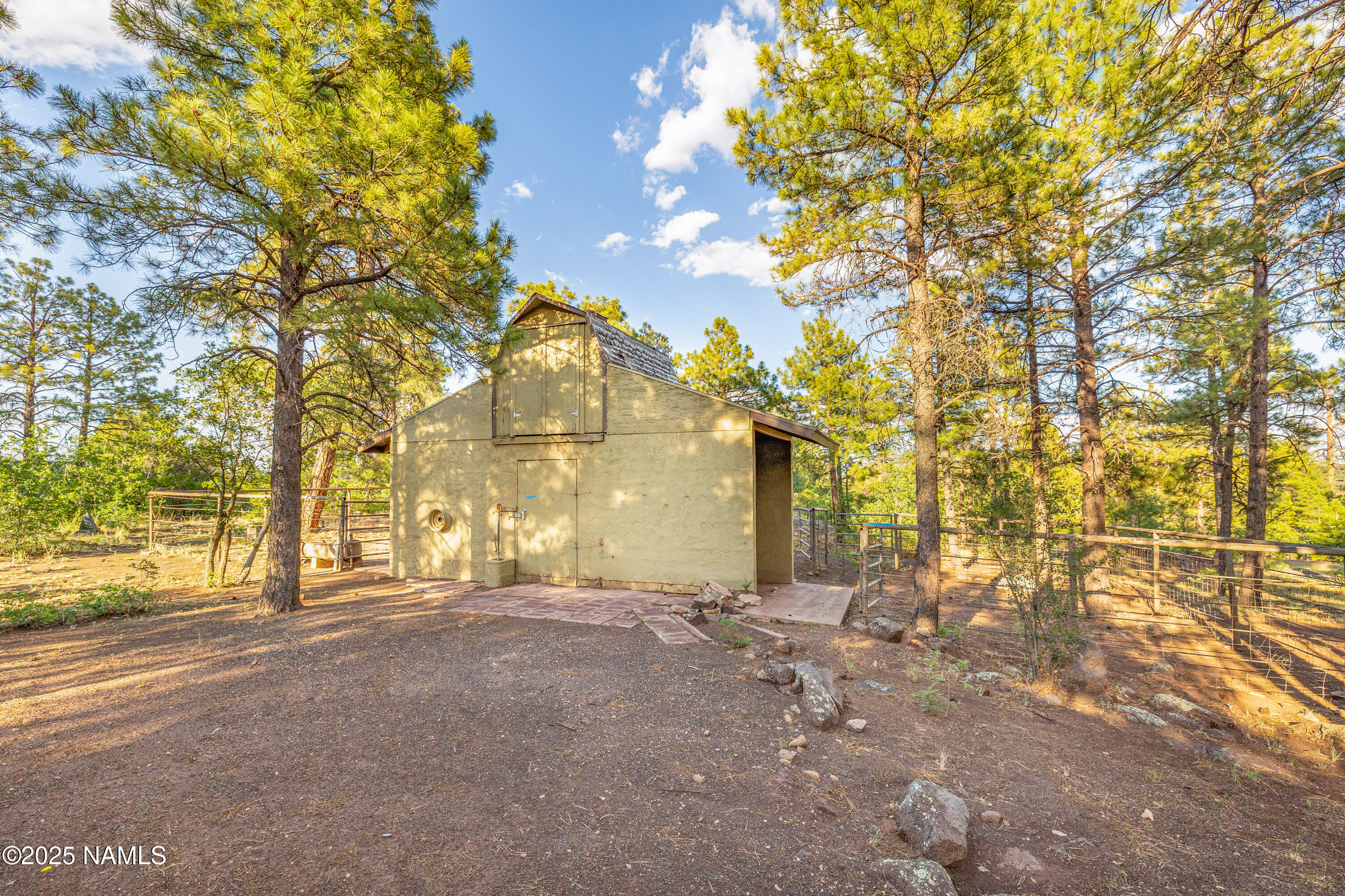 5300 E Lindsey Road