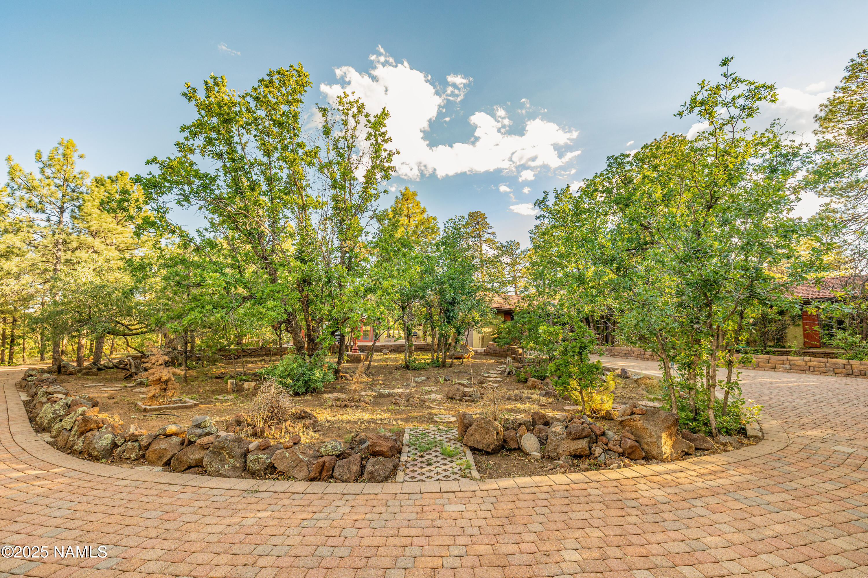 5300 E Lindsey Road