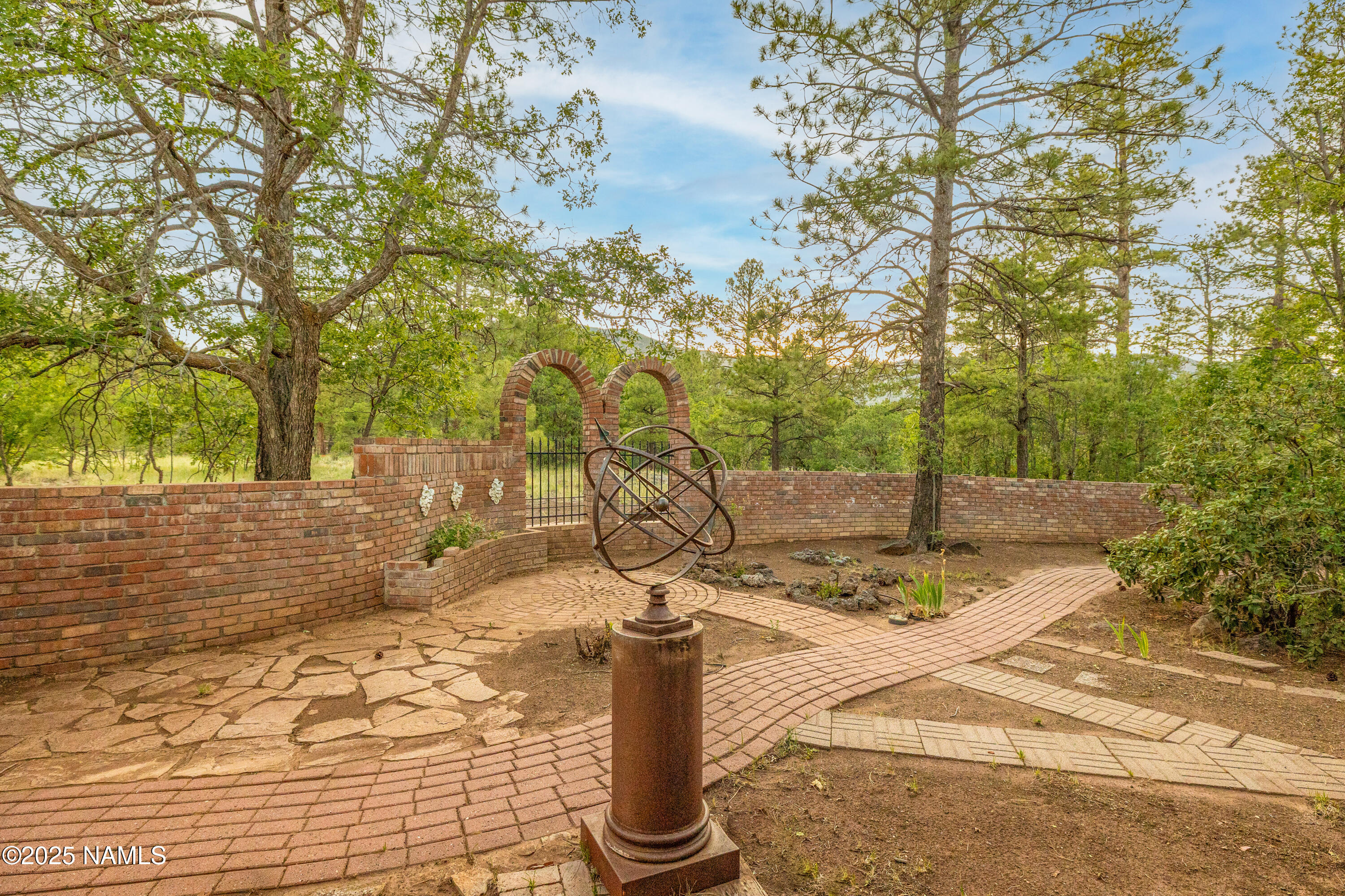 5300 E Lindsey Road