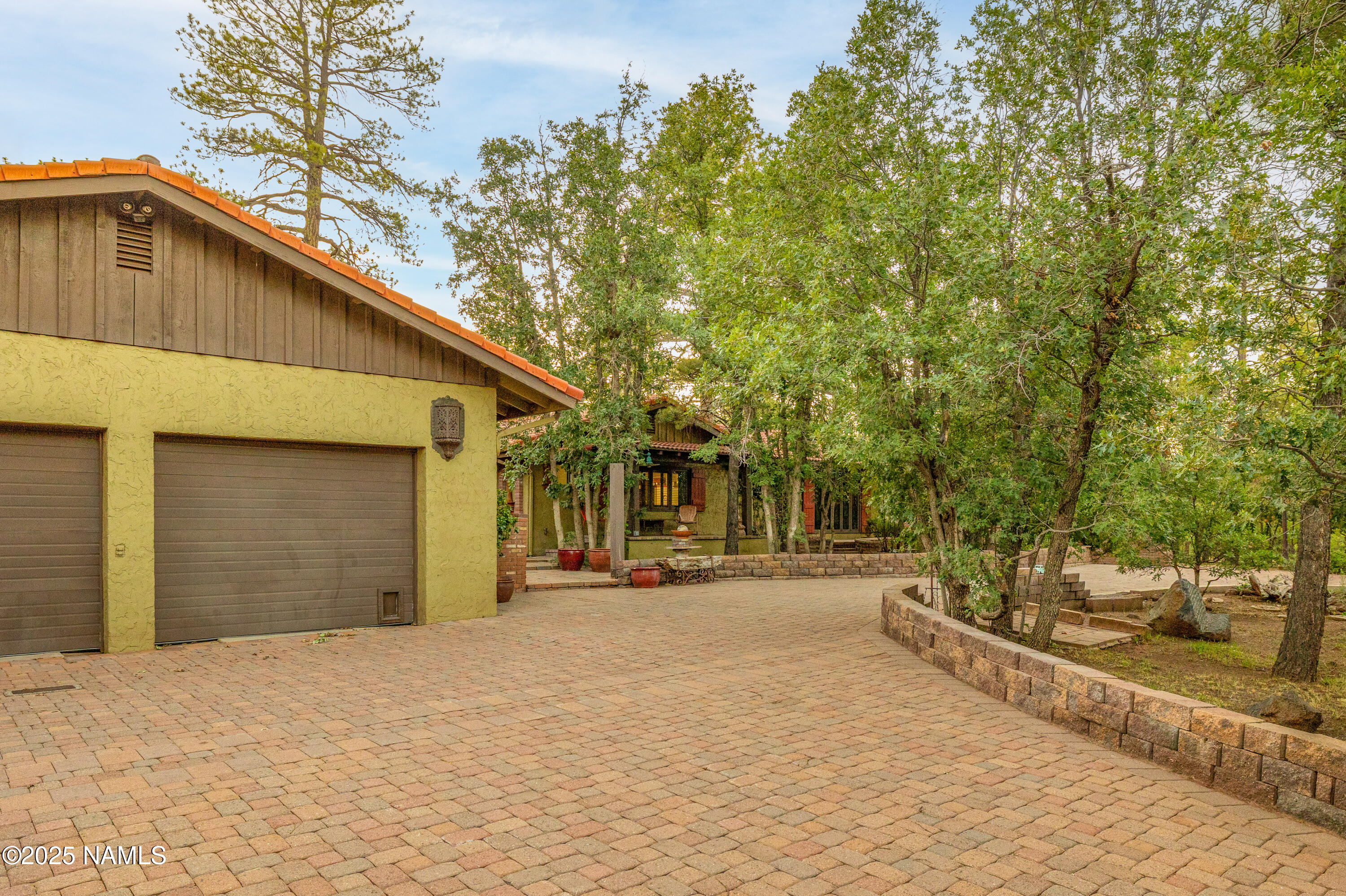 5300 E Lindsey Road