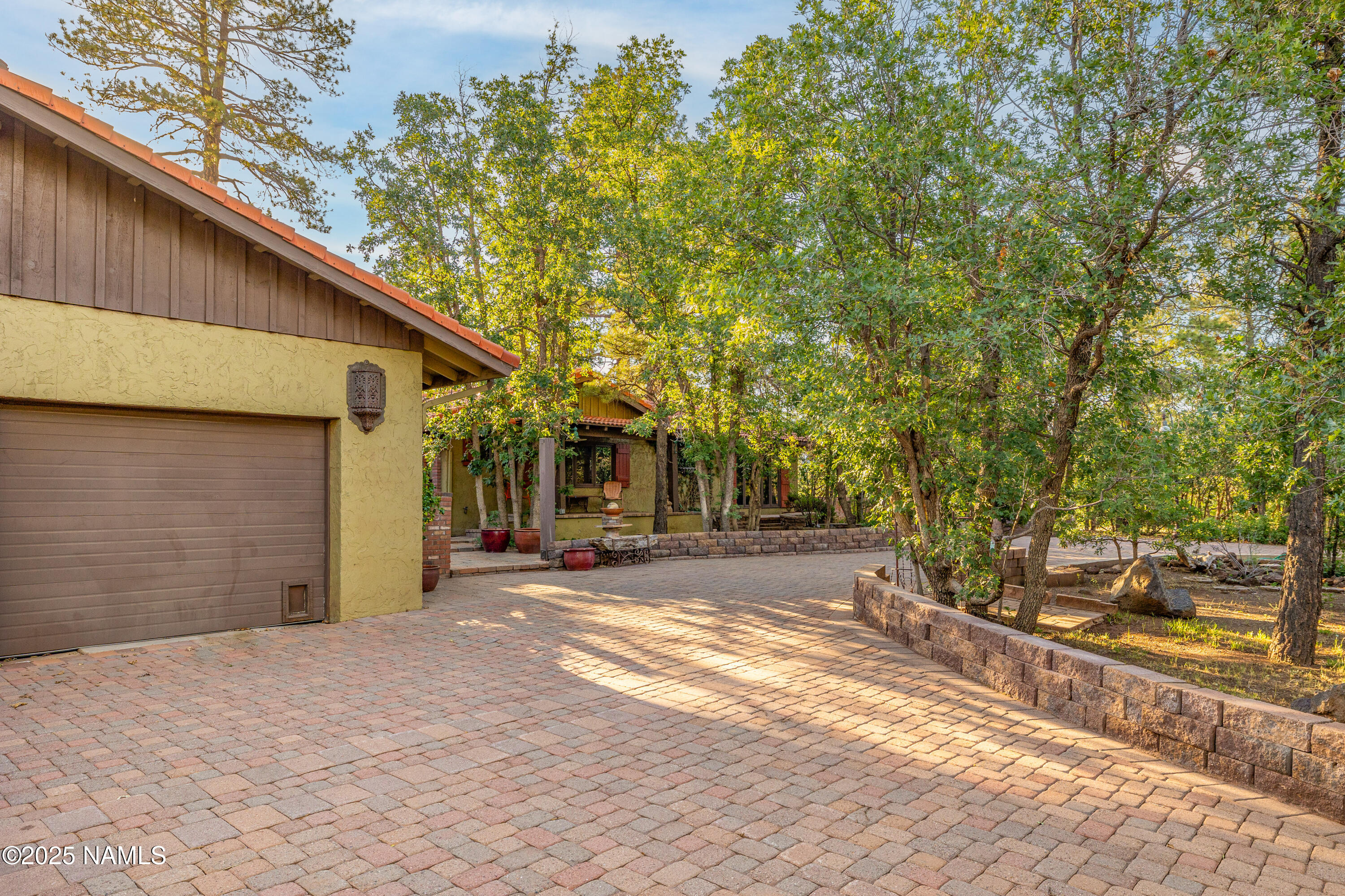 5300 E Lindsey Road
