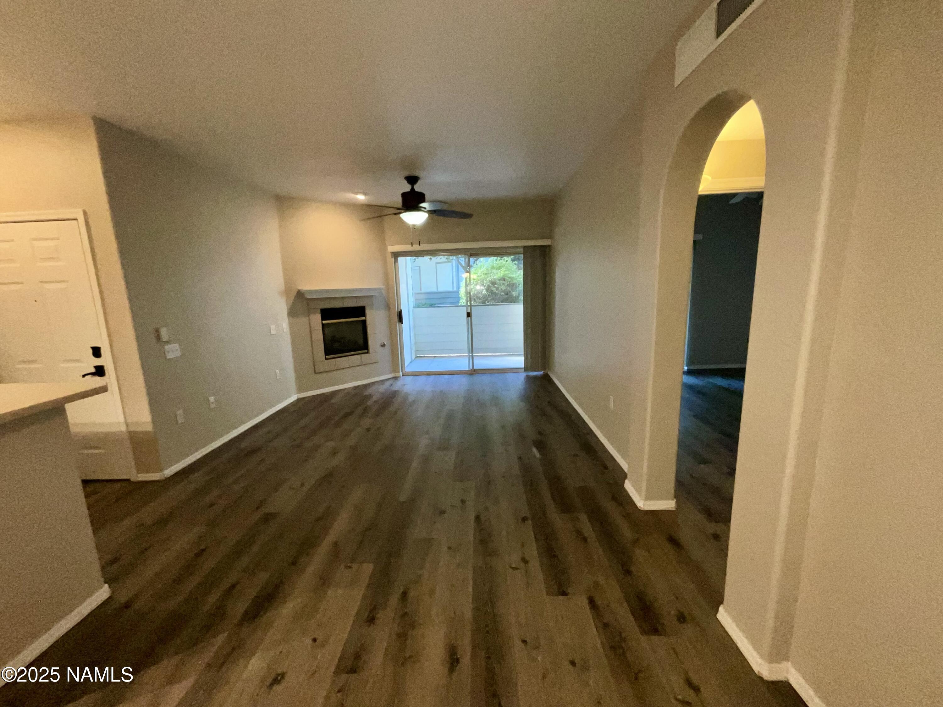 4343 E Soliere Avenue, 1055