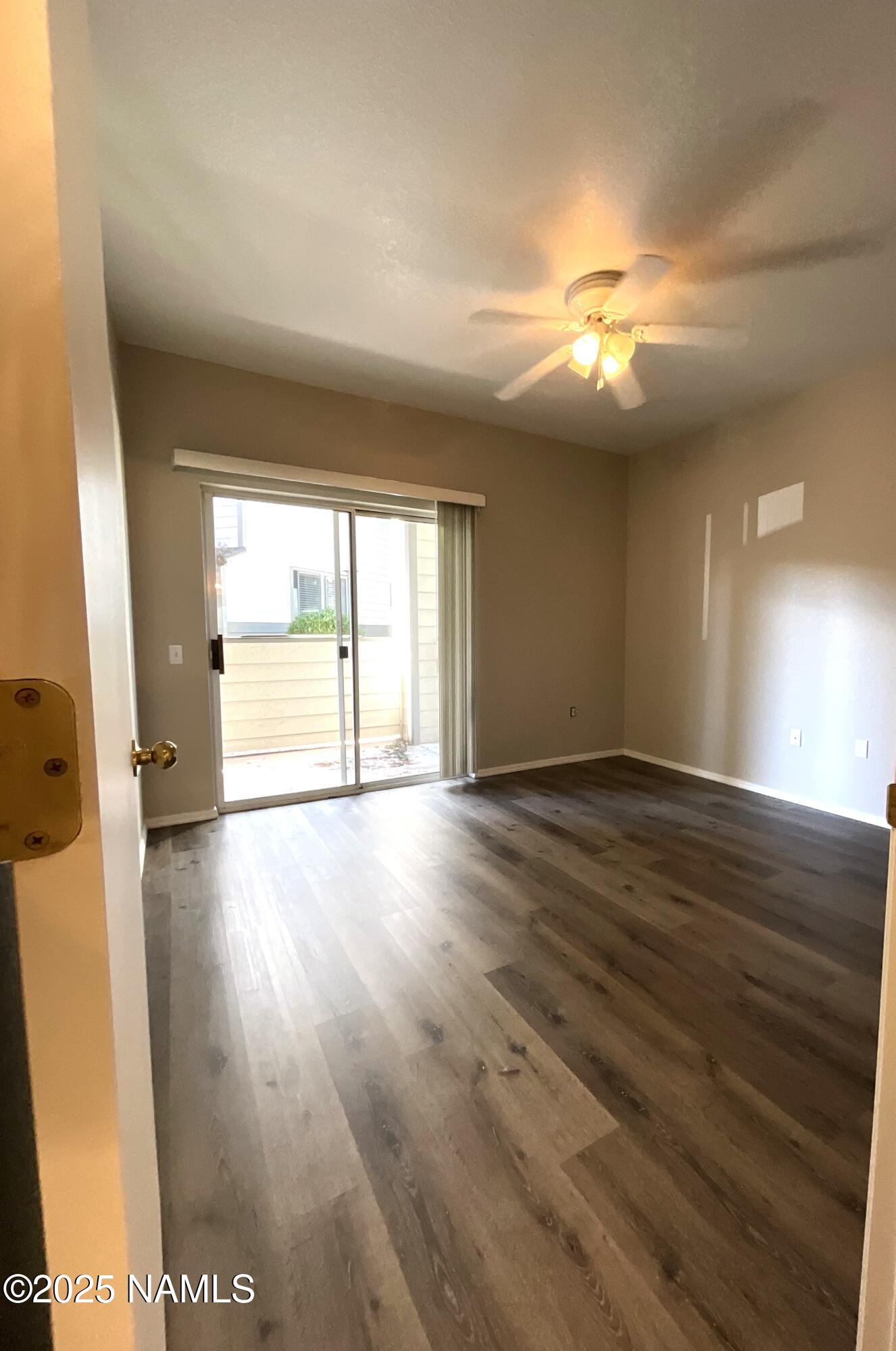 4343 E Soliere Avenue, 1055