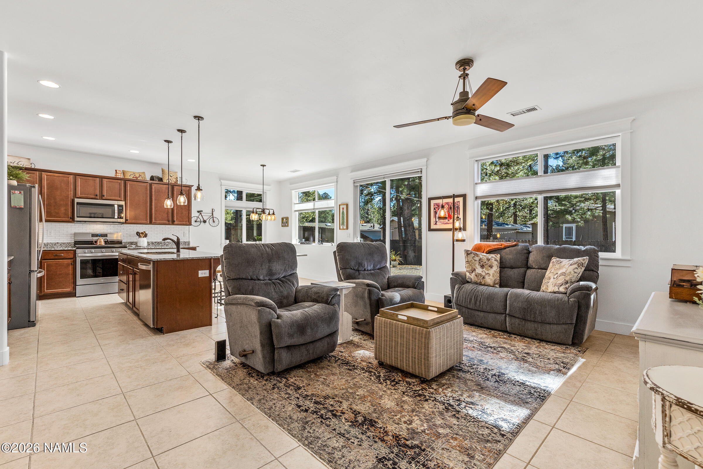 2957 W Putnam Drive