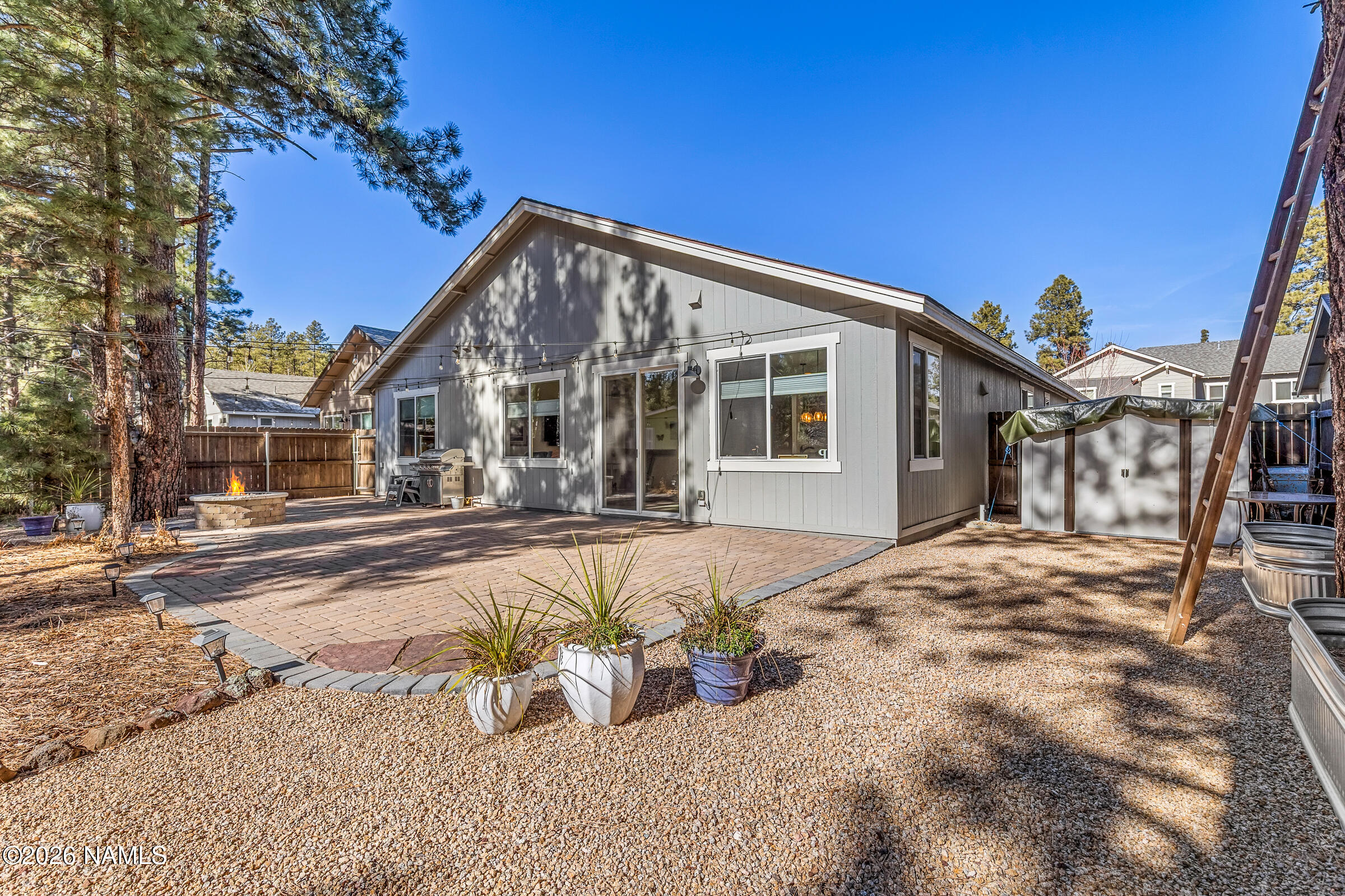 2957 W Putnam Drive