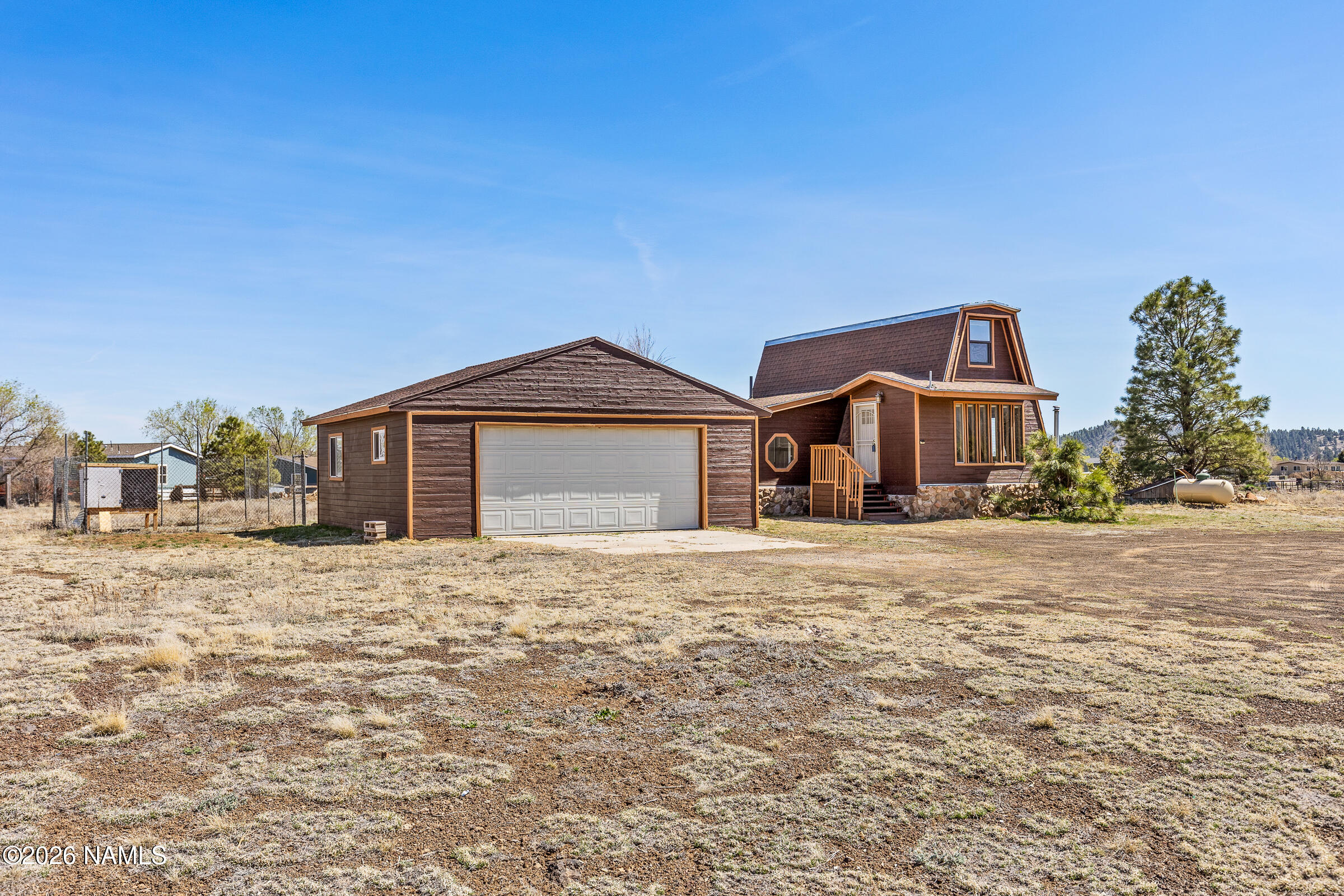 7620 E Longs Way